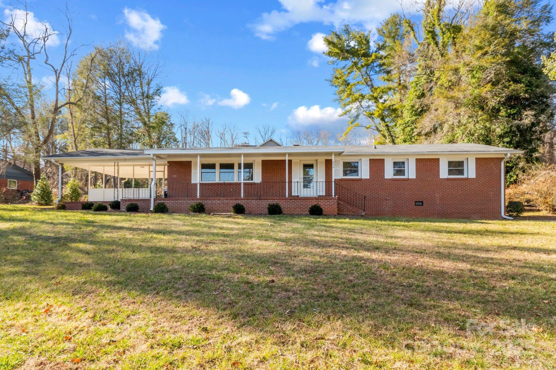 Property image 1 at 252 Kenilworth Road, Asheville, NC 28803