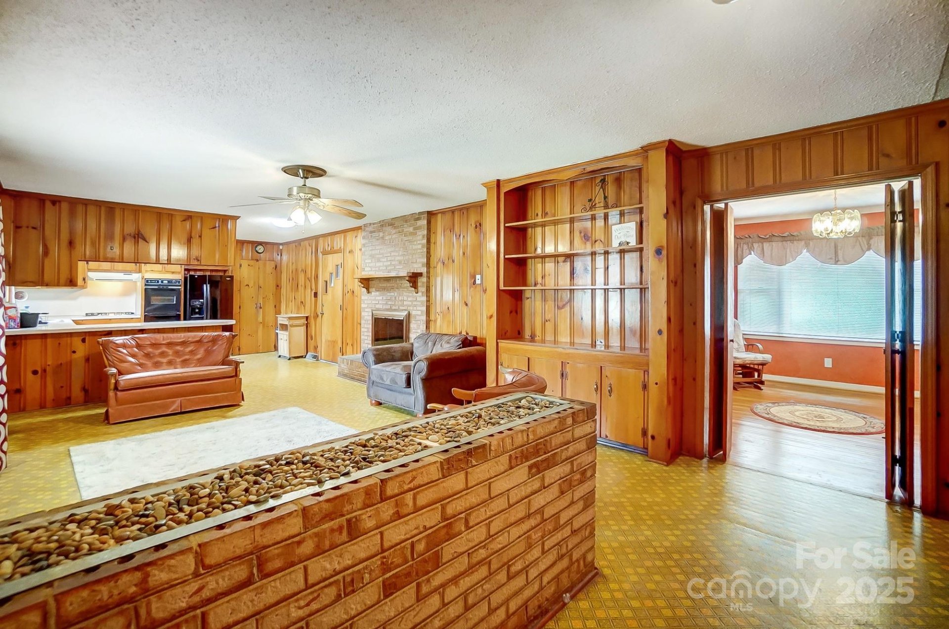 Property image 5 at 222 Weldon Circle, Mount Holly, NC 28120