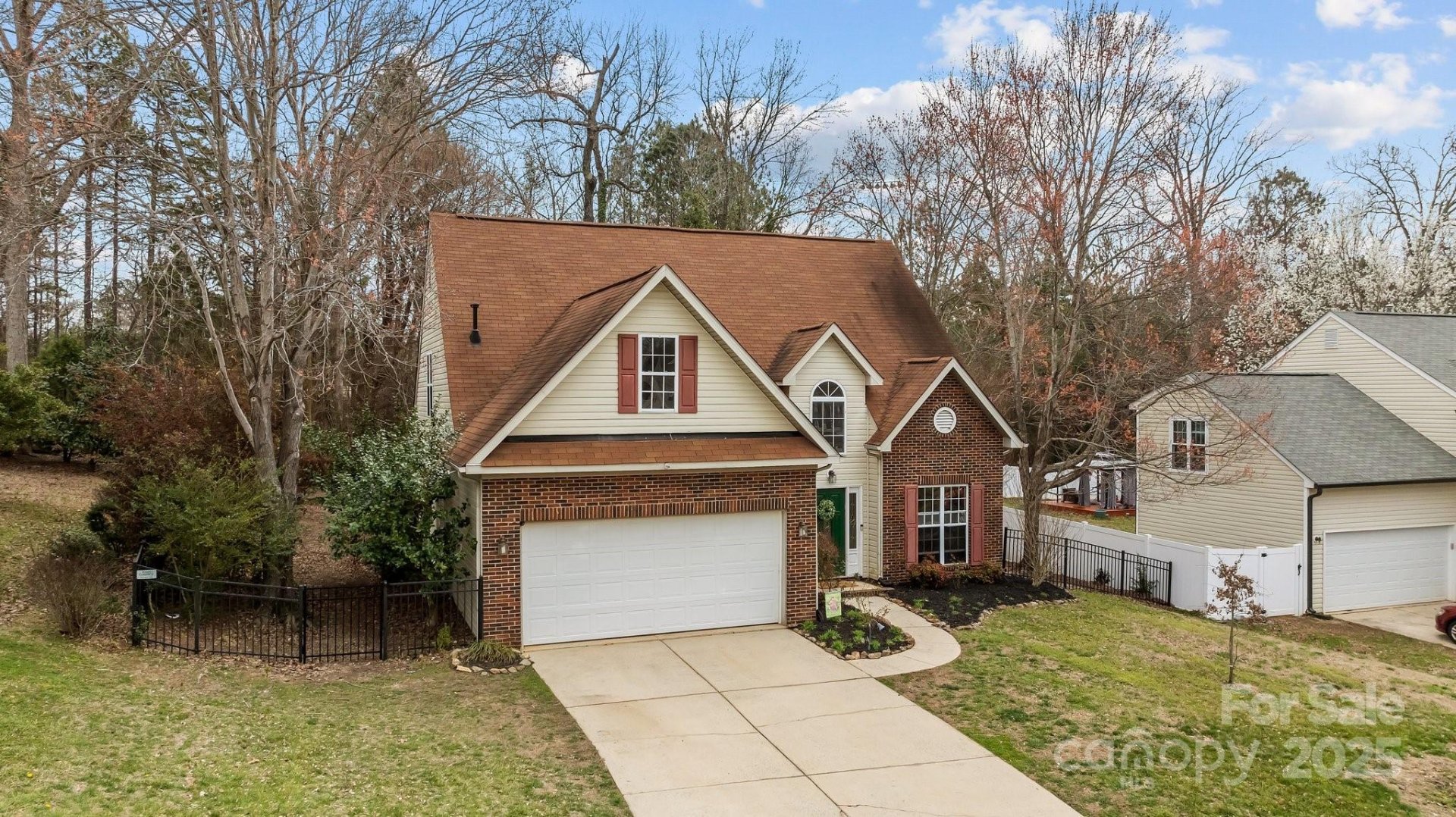 Property image 2 at 207 Pebble Creek Crossing, Fort Mill, SC 29715