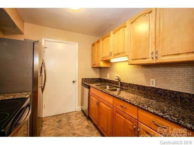 Property image 3 at 5020 Sardis Road, Charlotte, NC 28270