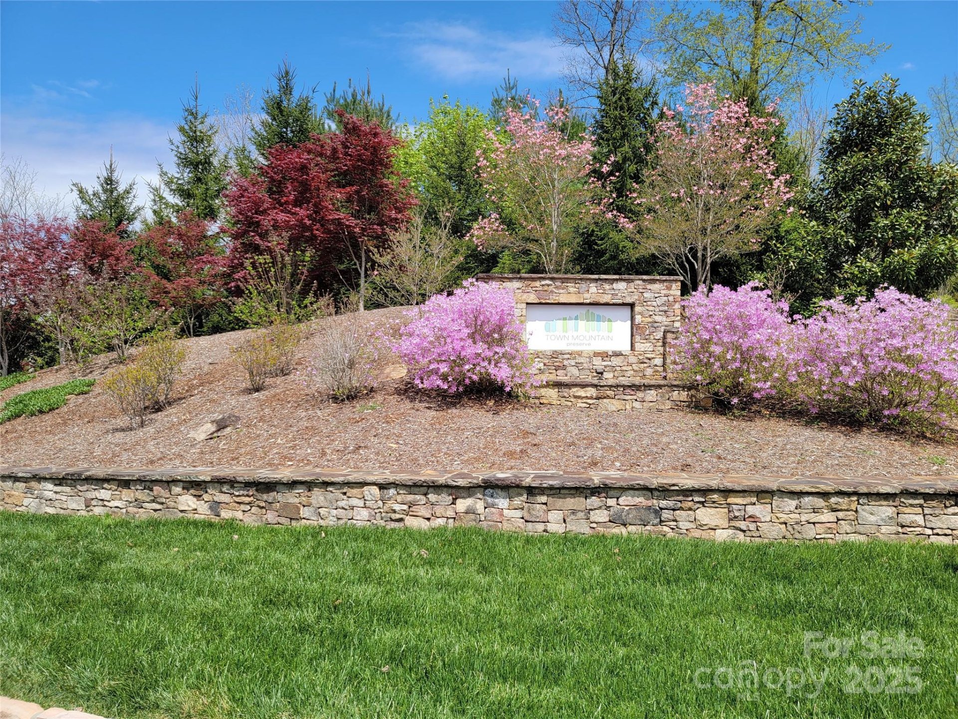 11 Franklin Trace Drive