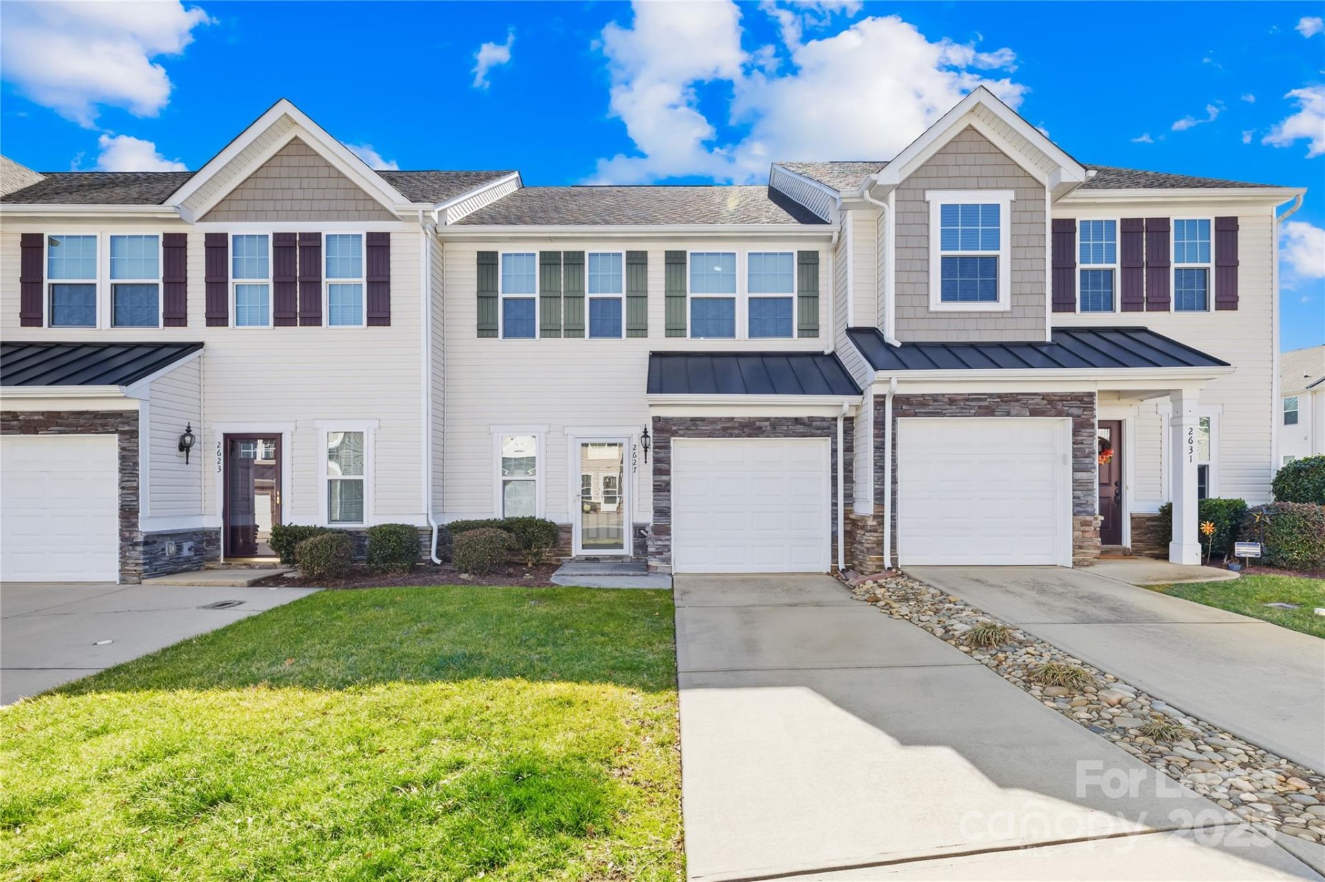 Property image 1 at 2627 Silverthorn Drive, Charlotte, NC 28273