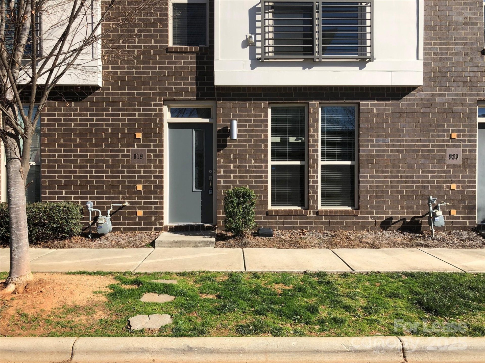 Property image 1 at 919 Warren Burgess Lane, Charlotte, NC 28205