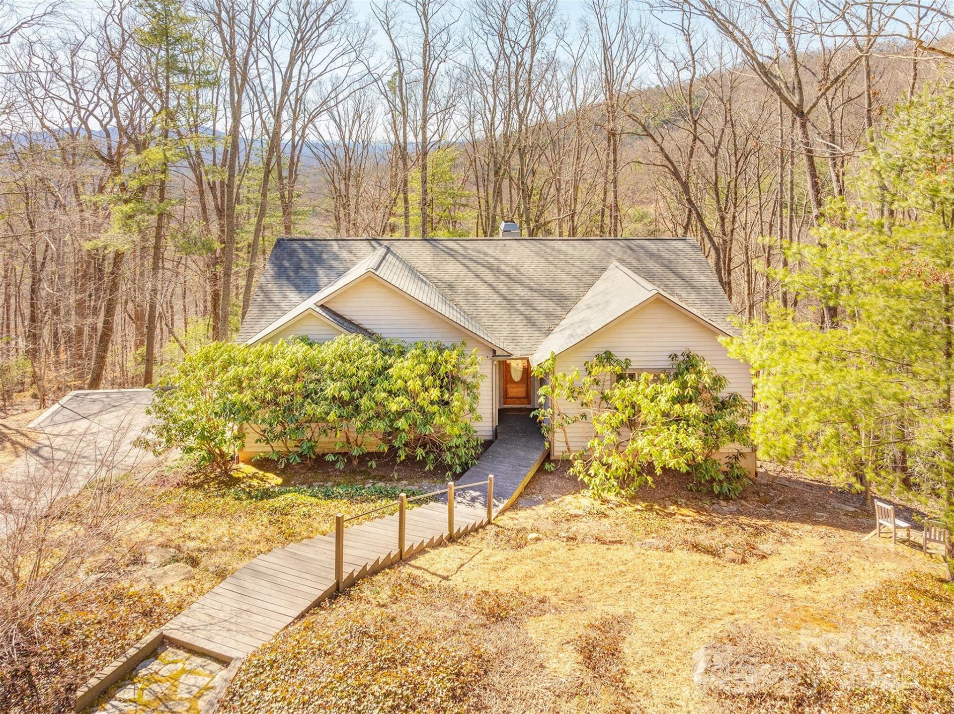 Property image 1 at 378 E Sondley Drive, Asheville, NC 28805