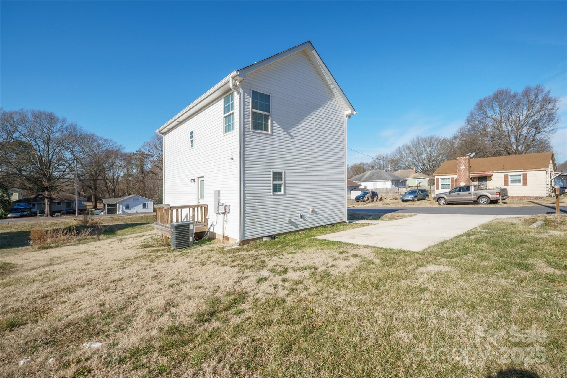 Property image 2 at 418 N Pear Street, Gastonia, NC 28054