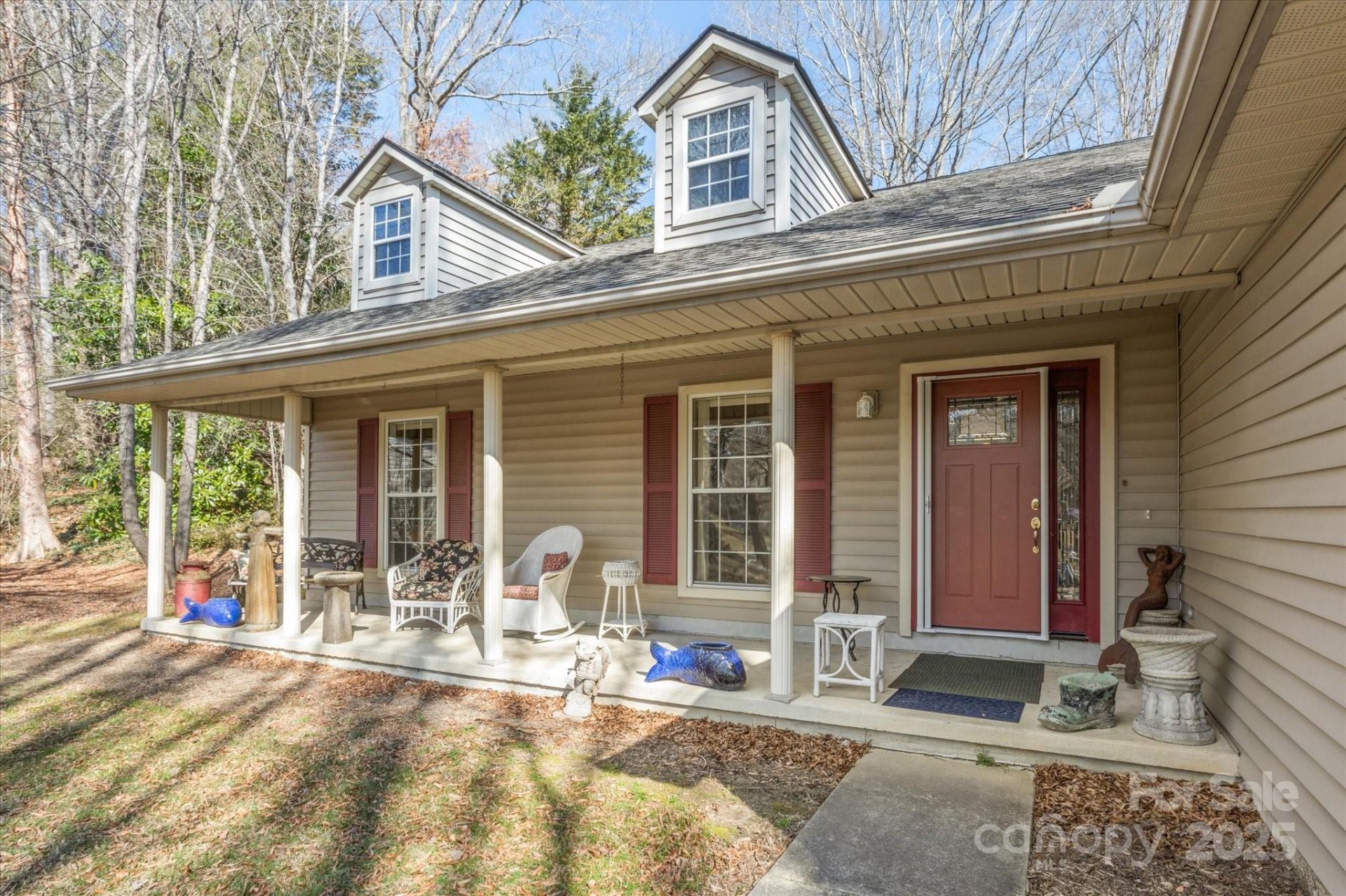 Property image 2 at 2625 Middleton Circle, Hendersonville, NC 28791
