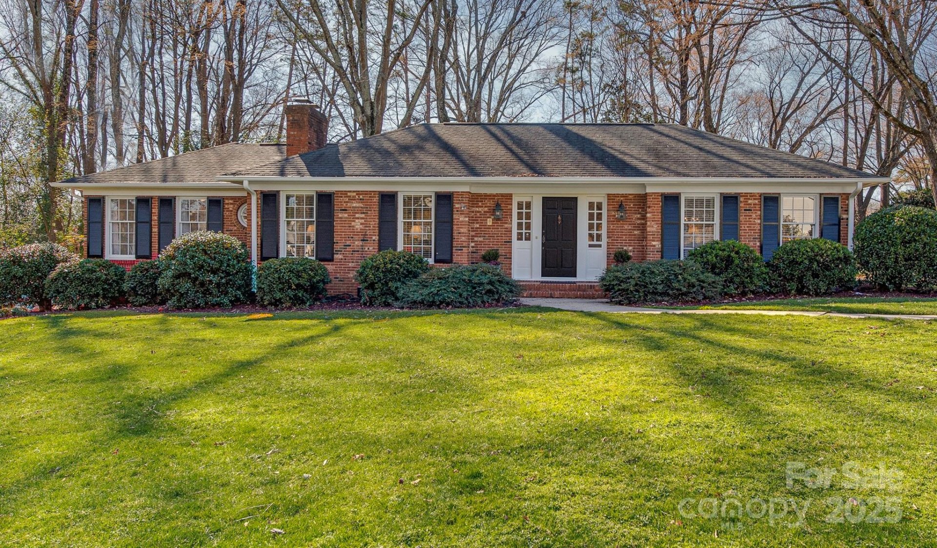 Property image 1 at 316 Robmont Road, Charlotte, NC 28270