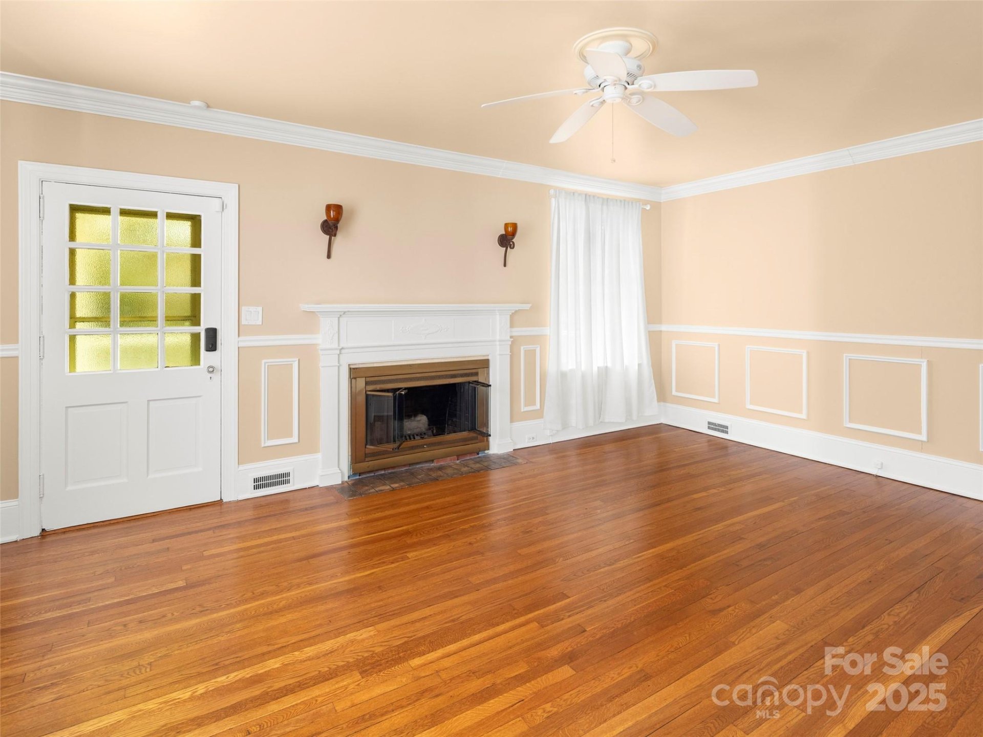 Property image 3 at 354 Kimberly Avenue, Asheville, NC 28804