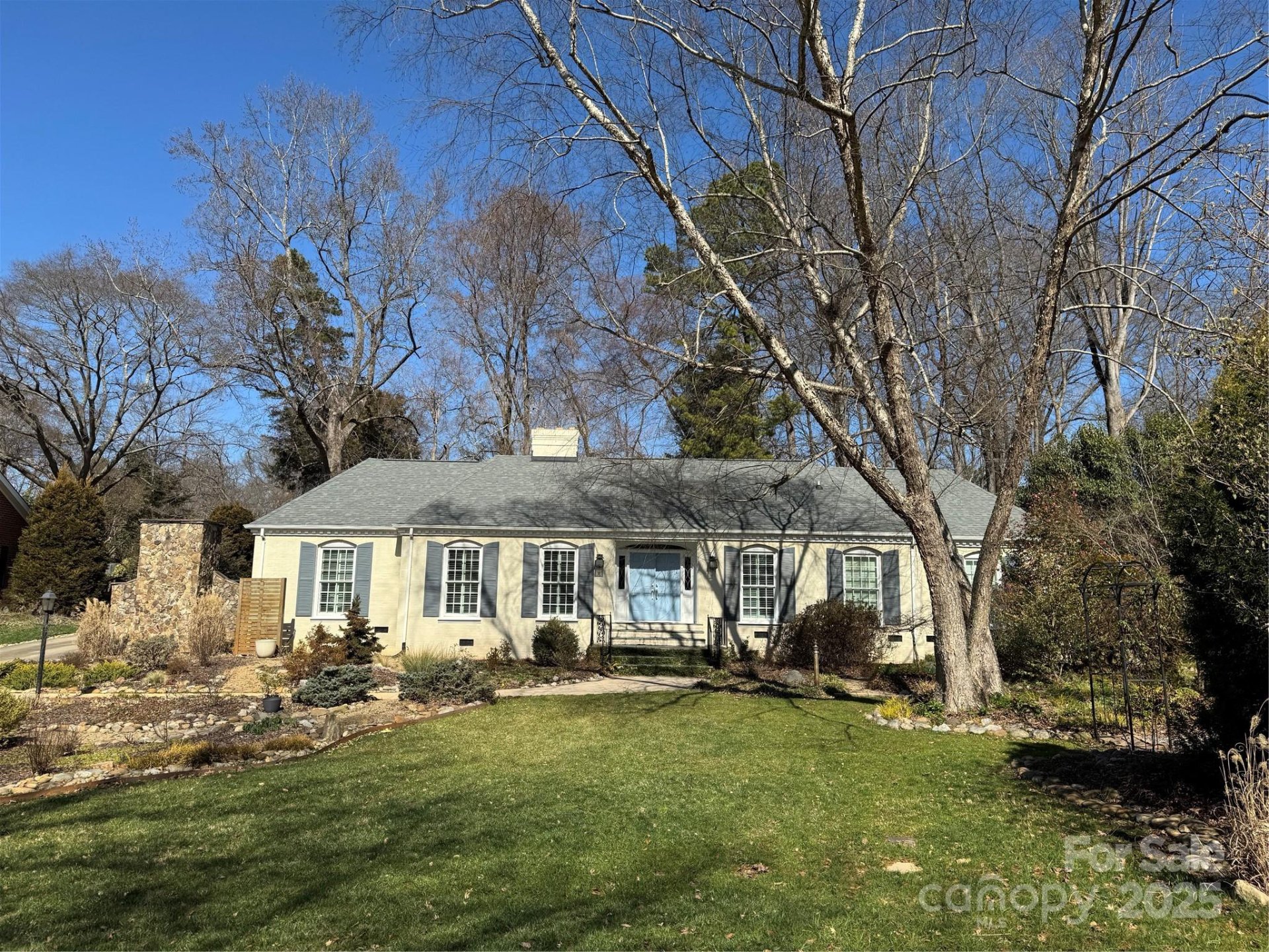 Property image 1 at 4301 Denbigh Drive, Charlotte, NC 28226