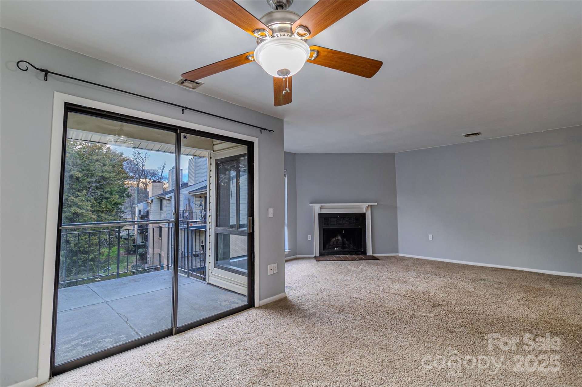 Property image 3 at 4814 Spring Lake Drive, Charlotte, NC 28212