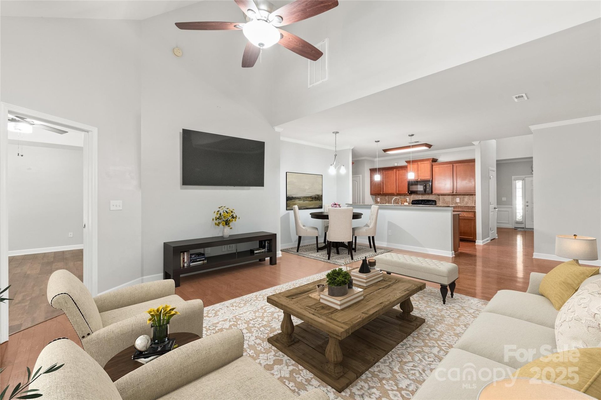 8513 Loxton Circle