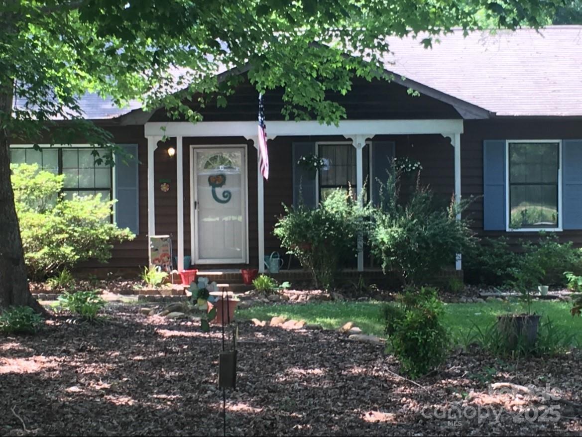 Property image 1 at 223 N Lane Road, Mount Holly, NC 28120