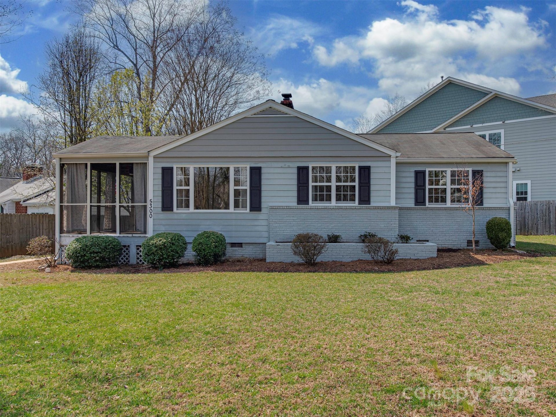 Property image 1 at 5300 Buckingham Drive, Charlotte, NC 28209