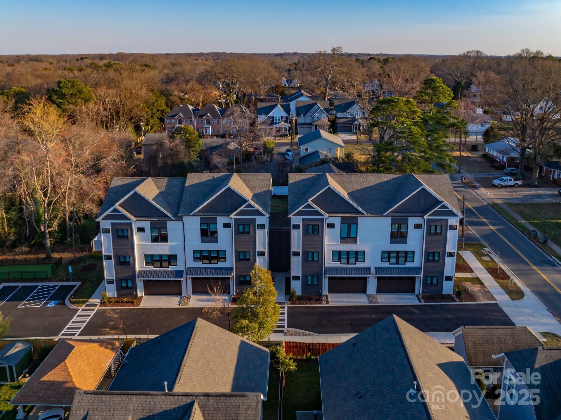 Property image 3 at 4207 Walker Road, Charlotte, NC 28211