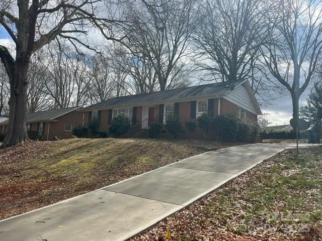 Property image 1 at 6300 Springfield Drive, Charlotte, NC 28212