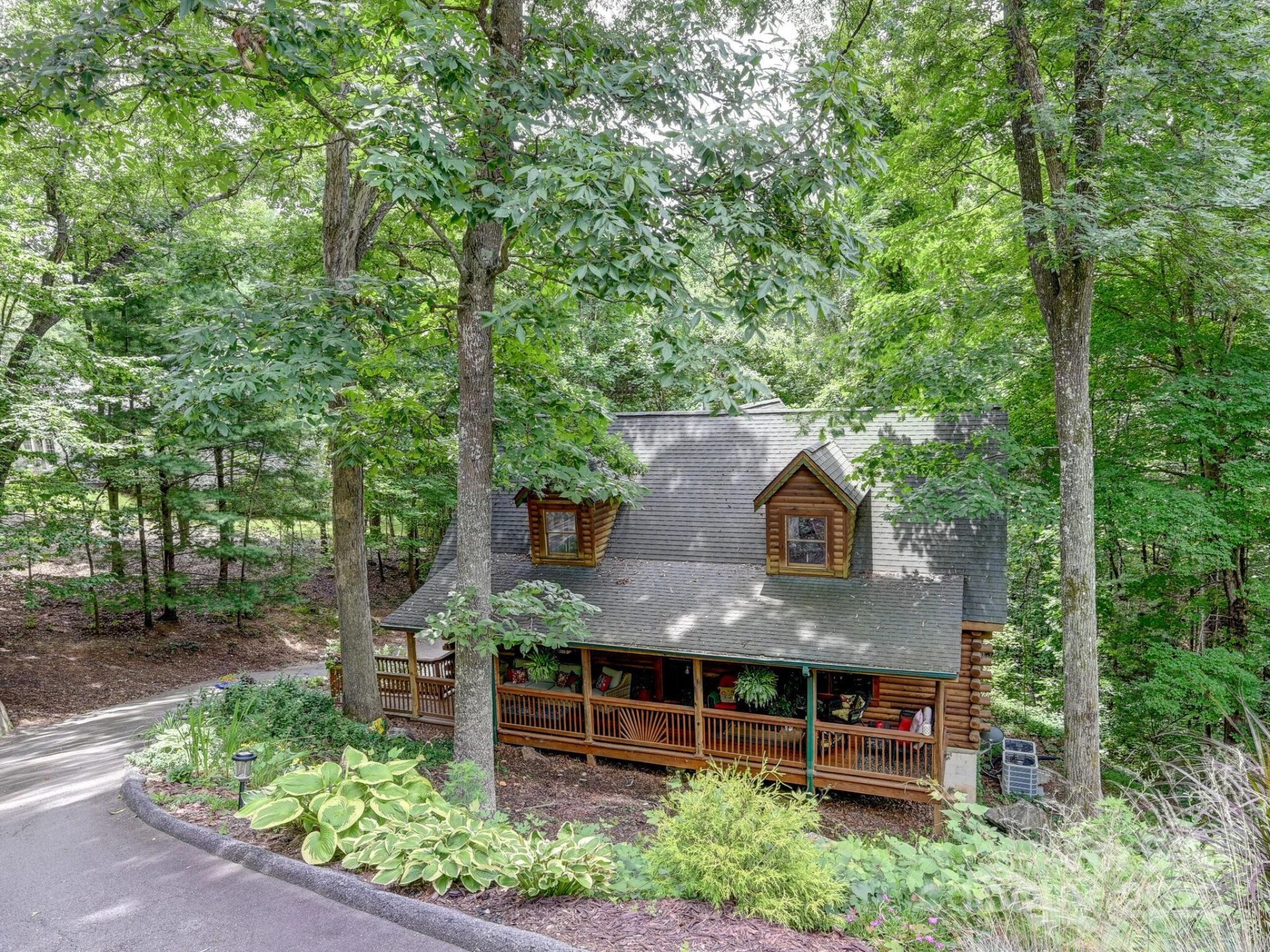 Property image 2 at 9 Azalea Terrace, Asheville, NC 28803
