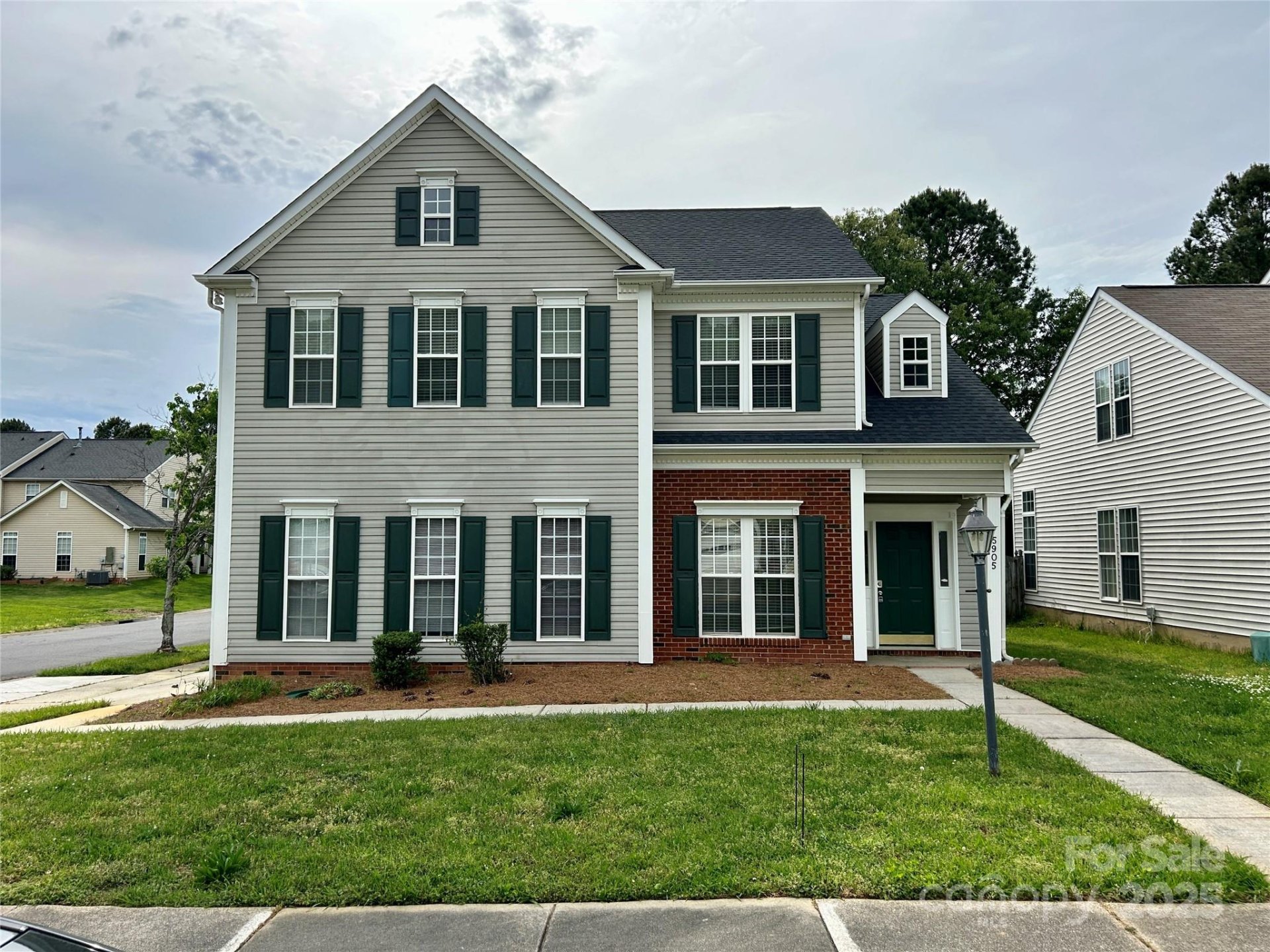 5905 Waverly Lynn Lane