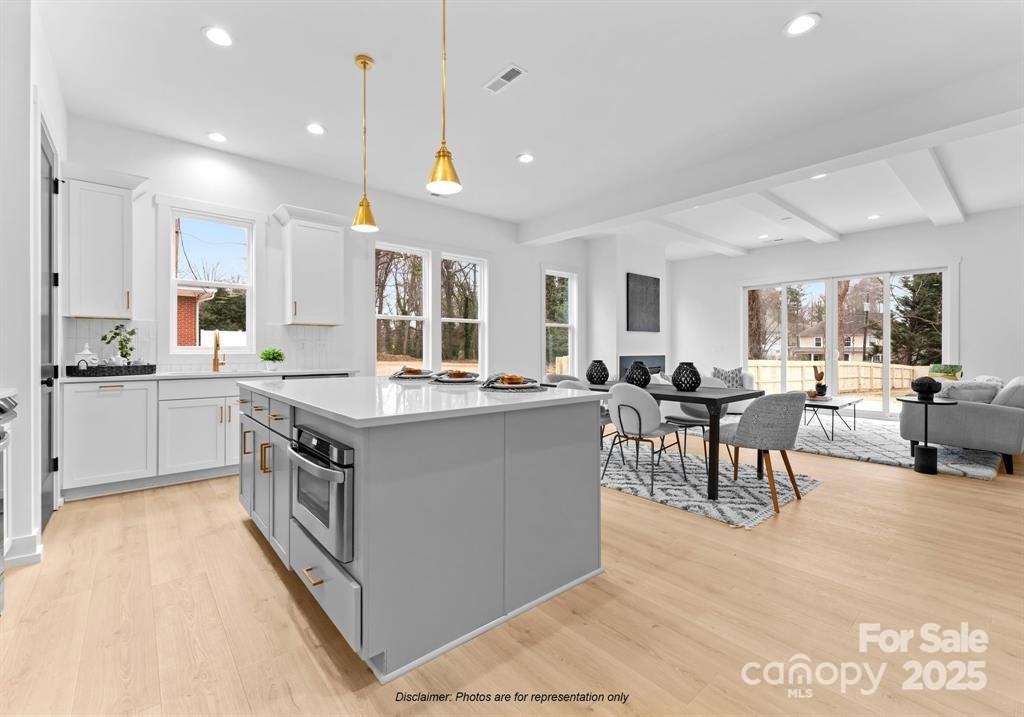 Property image 5 at 2025 Mandarin Boulevard, Charlotte, NC 28205