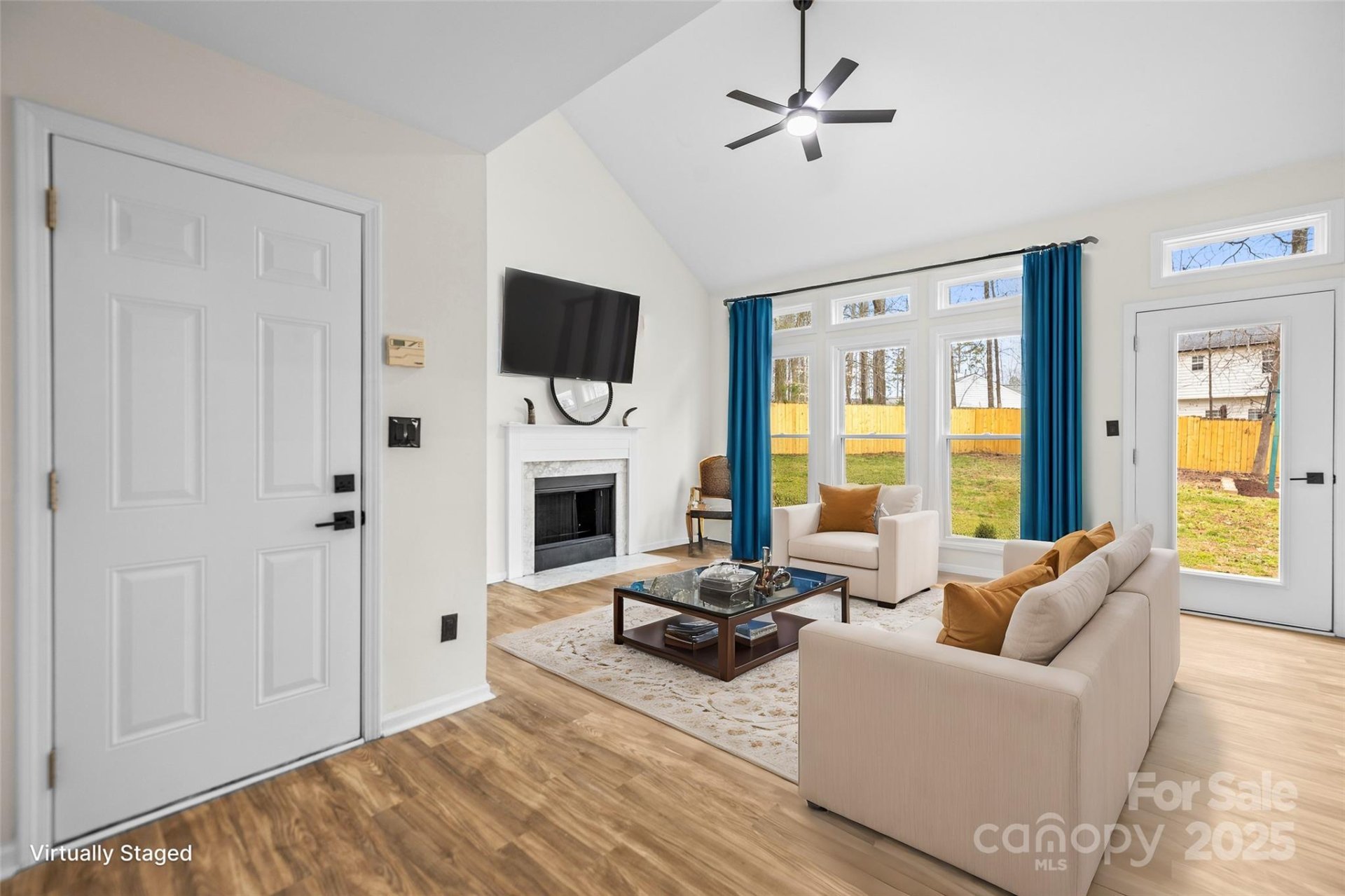 Cambridge Commons, Charlotte Community