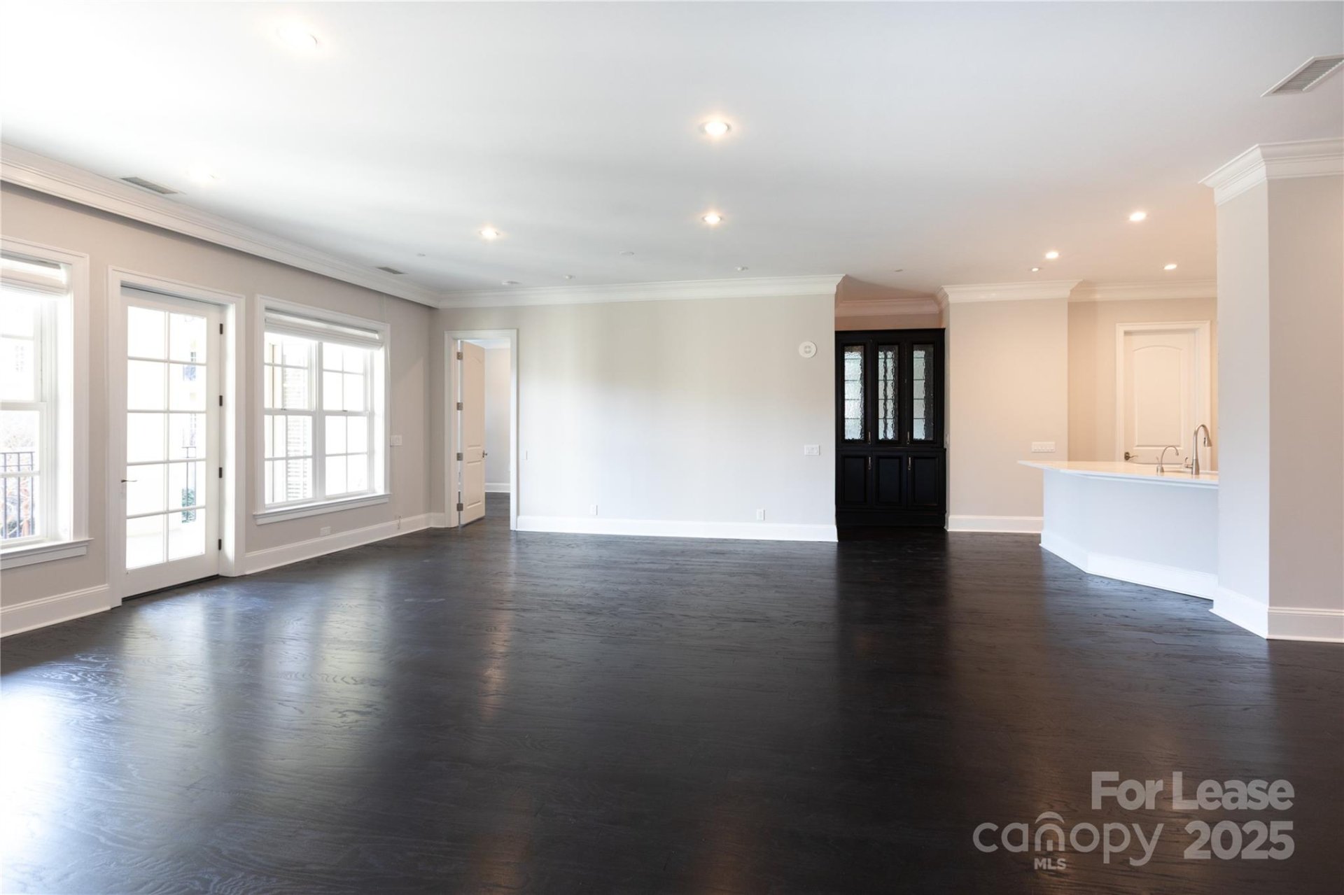 Property image 3 at 2823 Providence Road, Charlotte, NC 28211