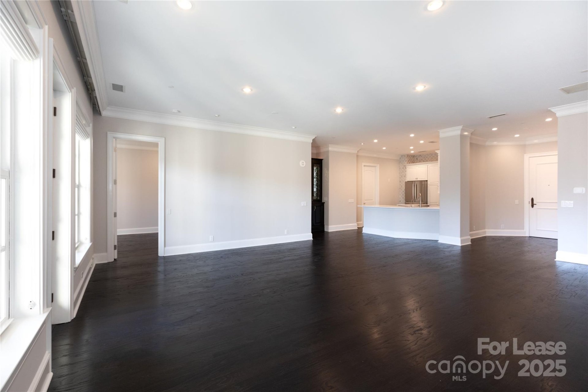 Property image 4 at 2823 Providence Road, Charlotte, NC 28211