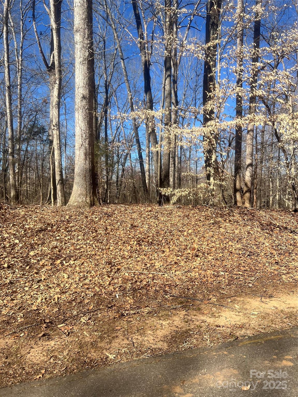 Property image 2 at 410 Florence Circle, Statesville, NC 28625