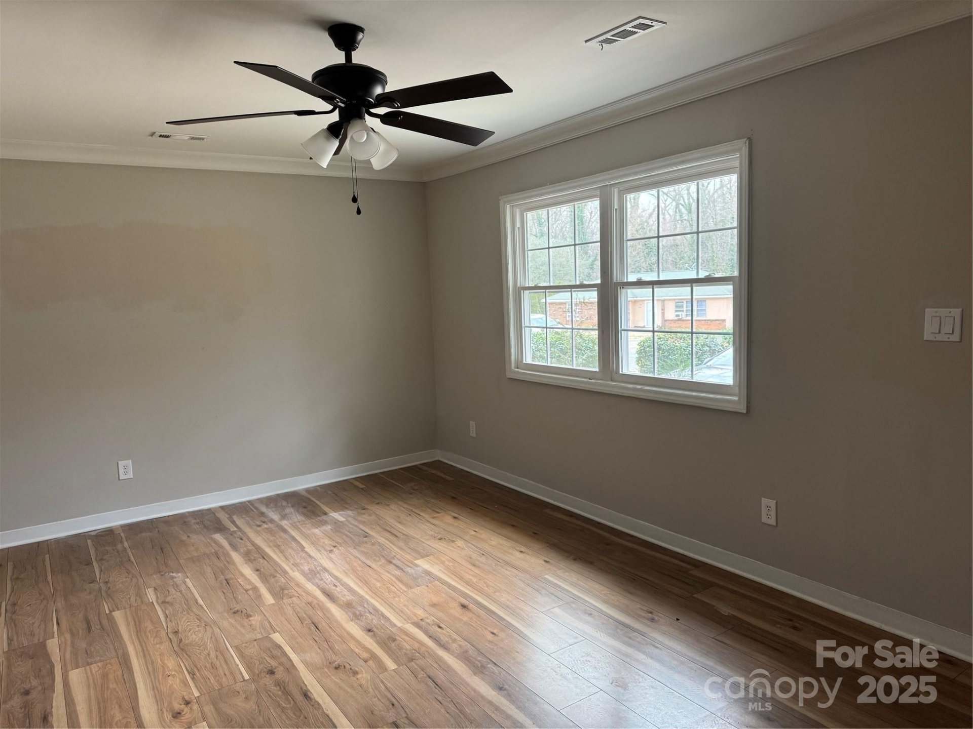 Property image 3 at 4825 Farm Pond Lane, Charlotte, NC 28212