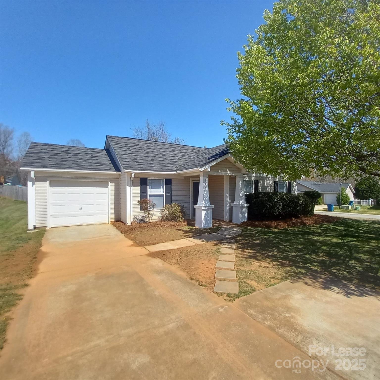 Property image 1 at 104 Duxbury Road, Mooresville, NC 28115