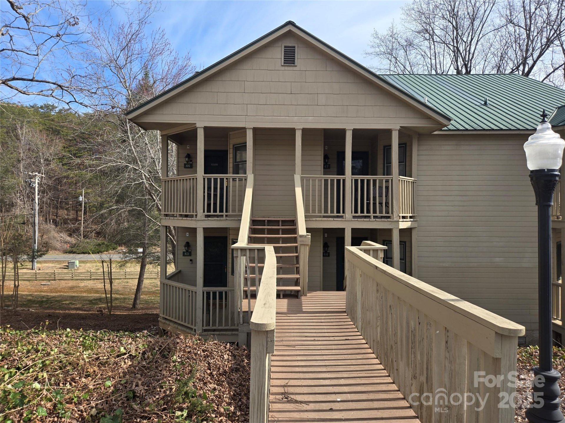 160 Whitney Boulevard