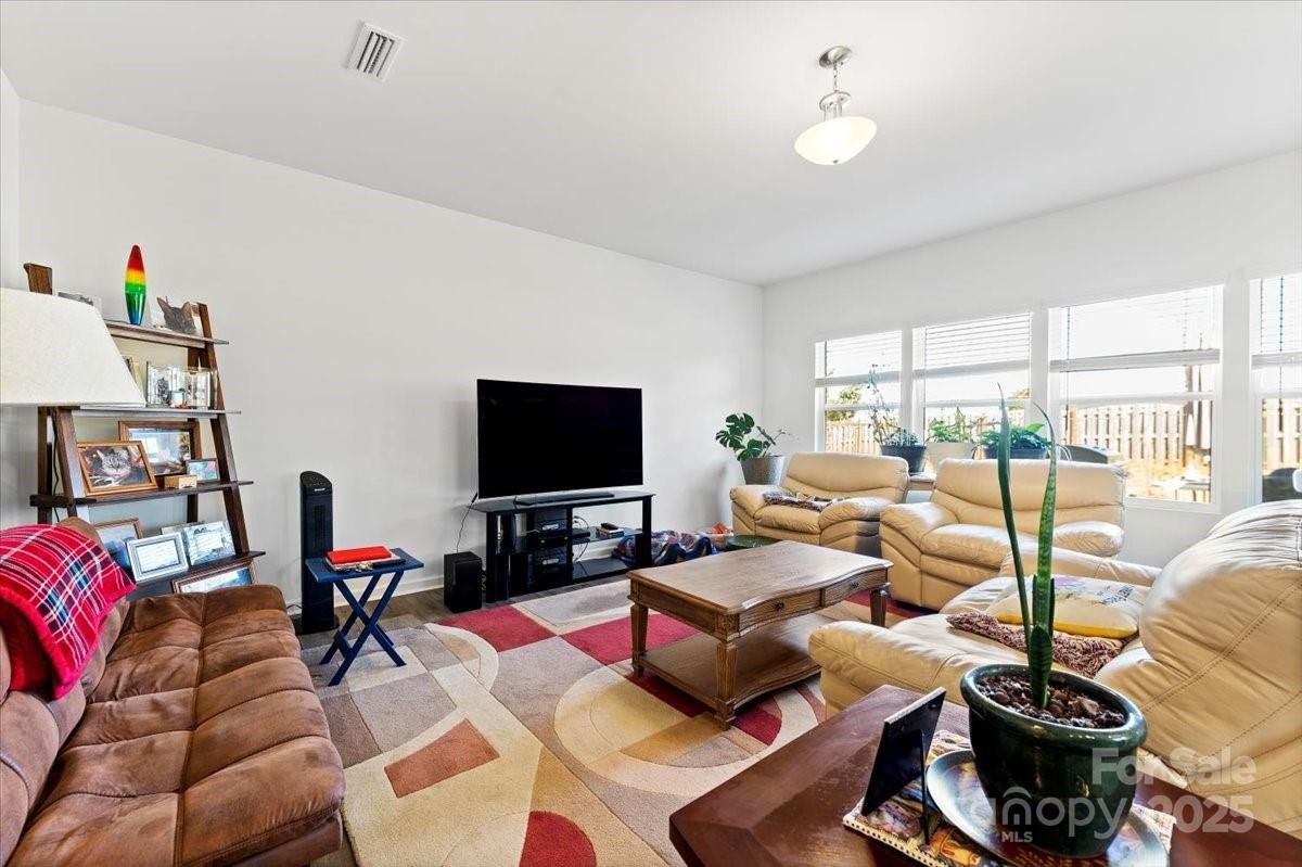 Property image 4 at 1036 Bramcote Lane, Charlotte, NC 28215