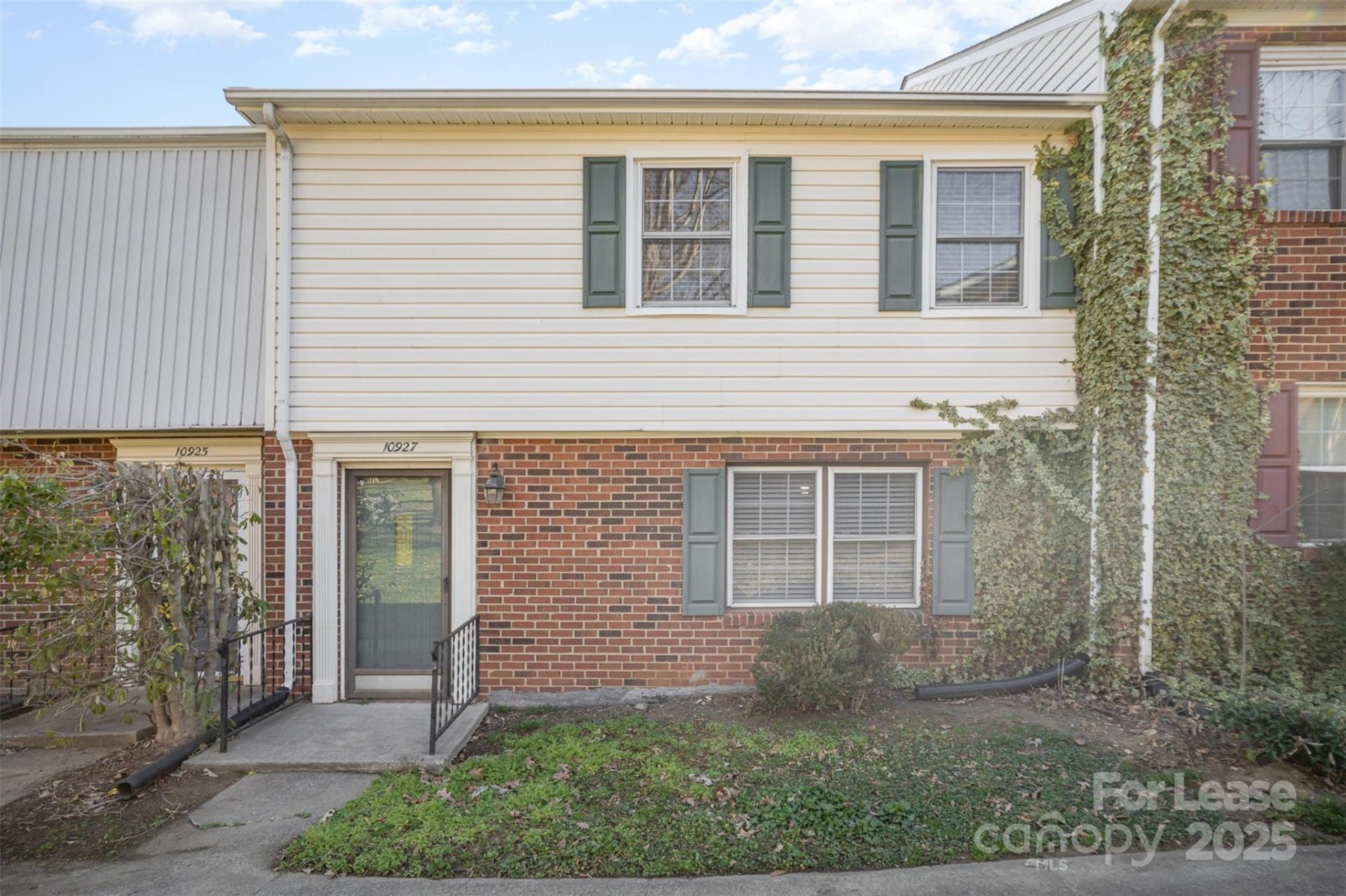 Property image 1 at 10927 Park Road, Charlotte, NC 28226