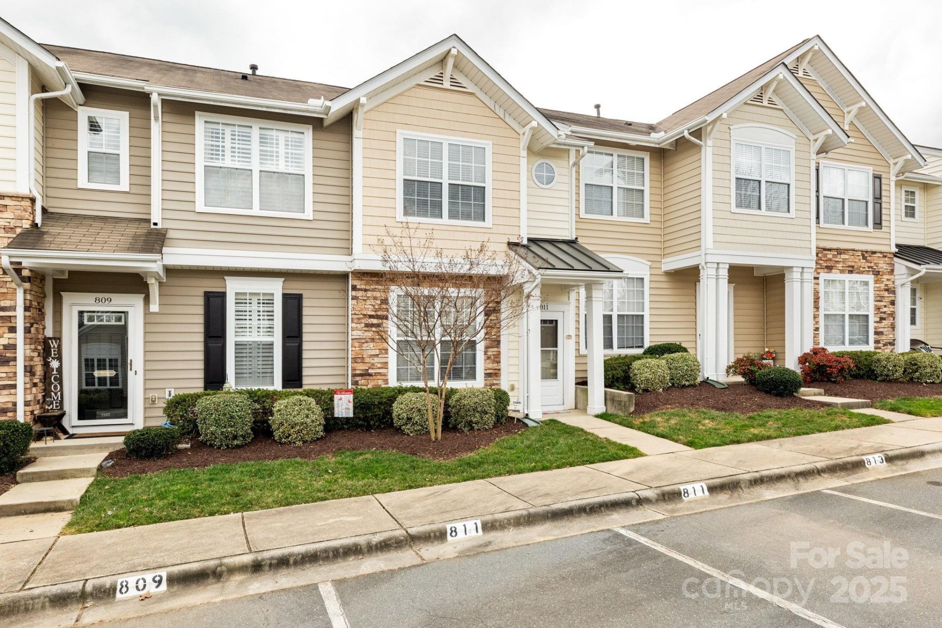 Property image 3 at 811 Gentlewinds Court, Fort Mill, SC 29708