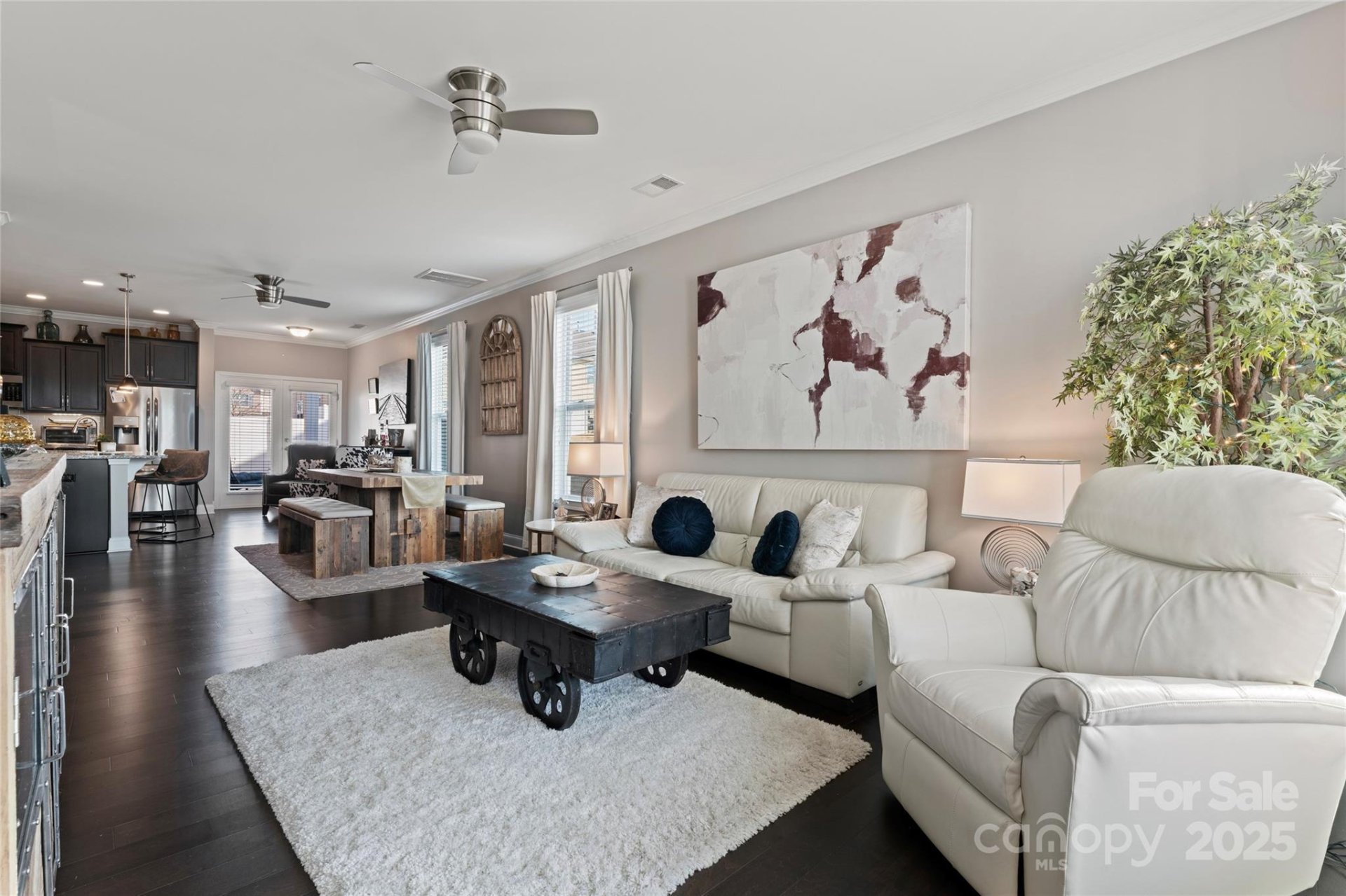 919 Pennington Drive