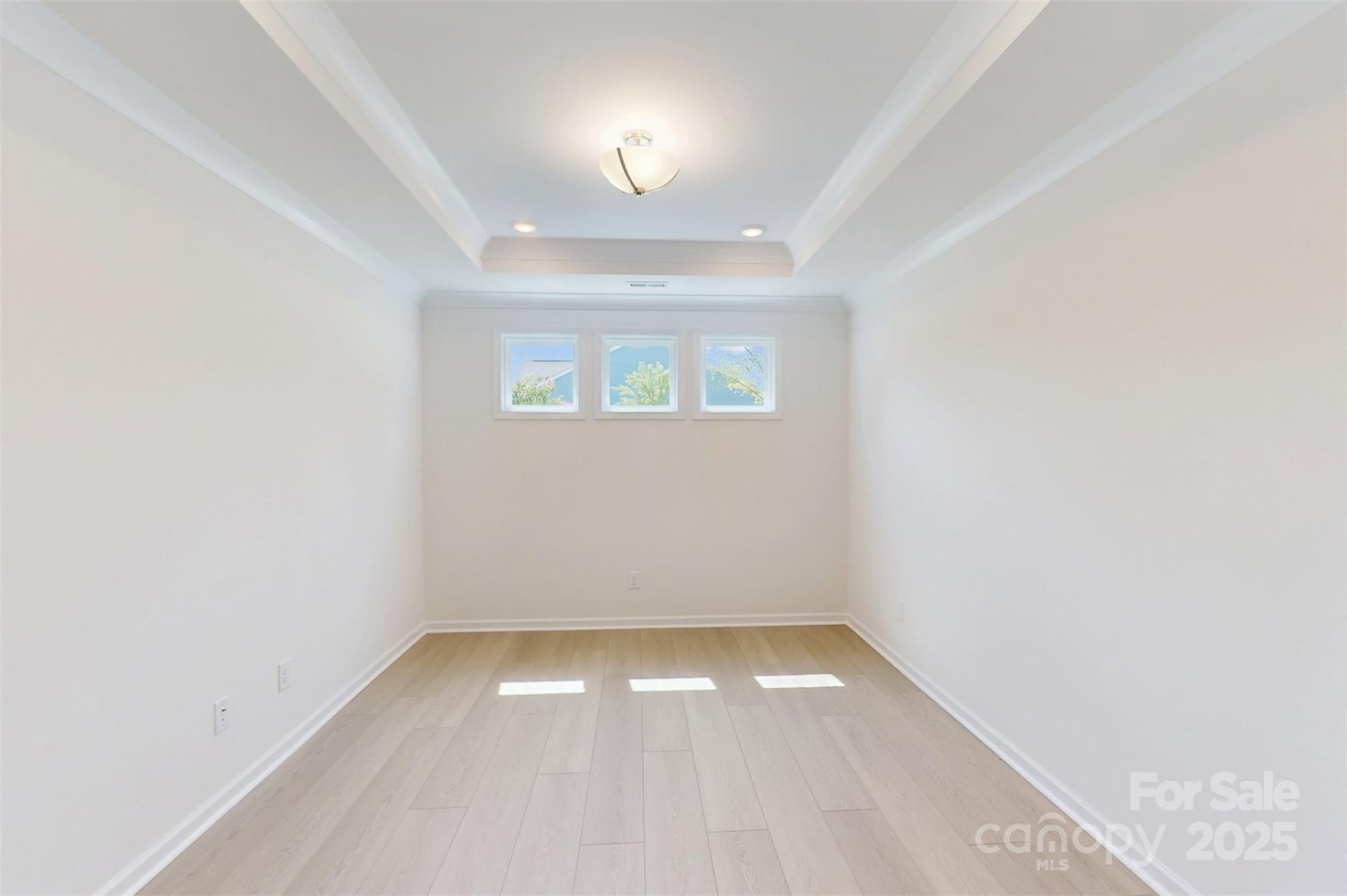 Property image 5 at 11105 Lochmere Road, Charlotte, NC 28278