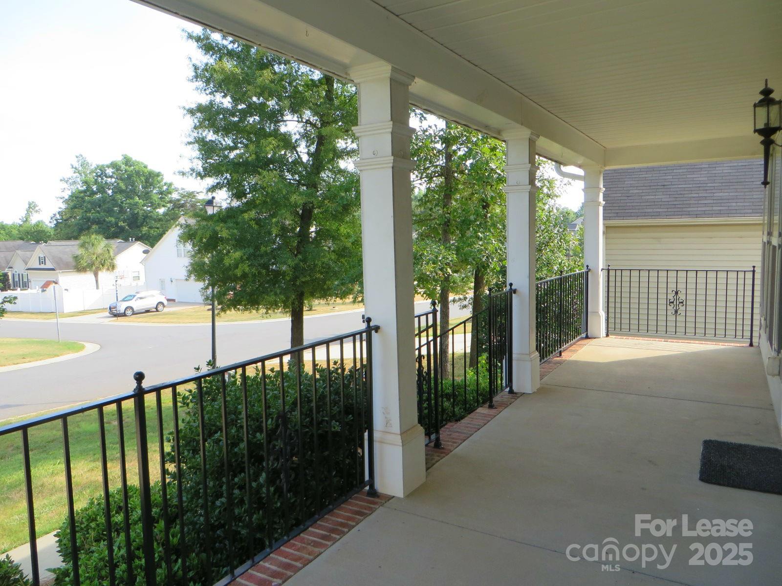 Property image 3 at 571 Veloce Trail, Fort Mill, SC 29715