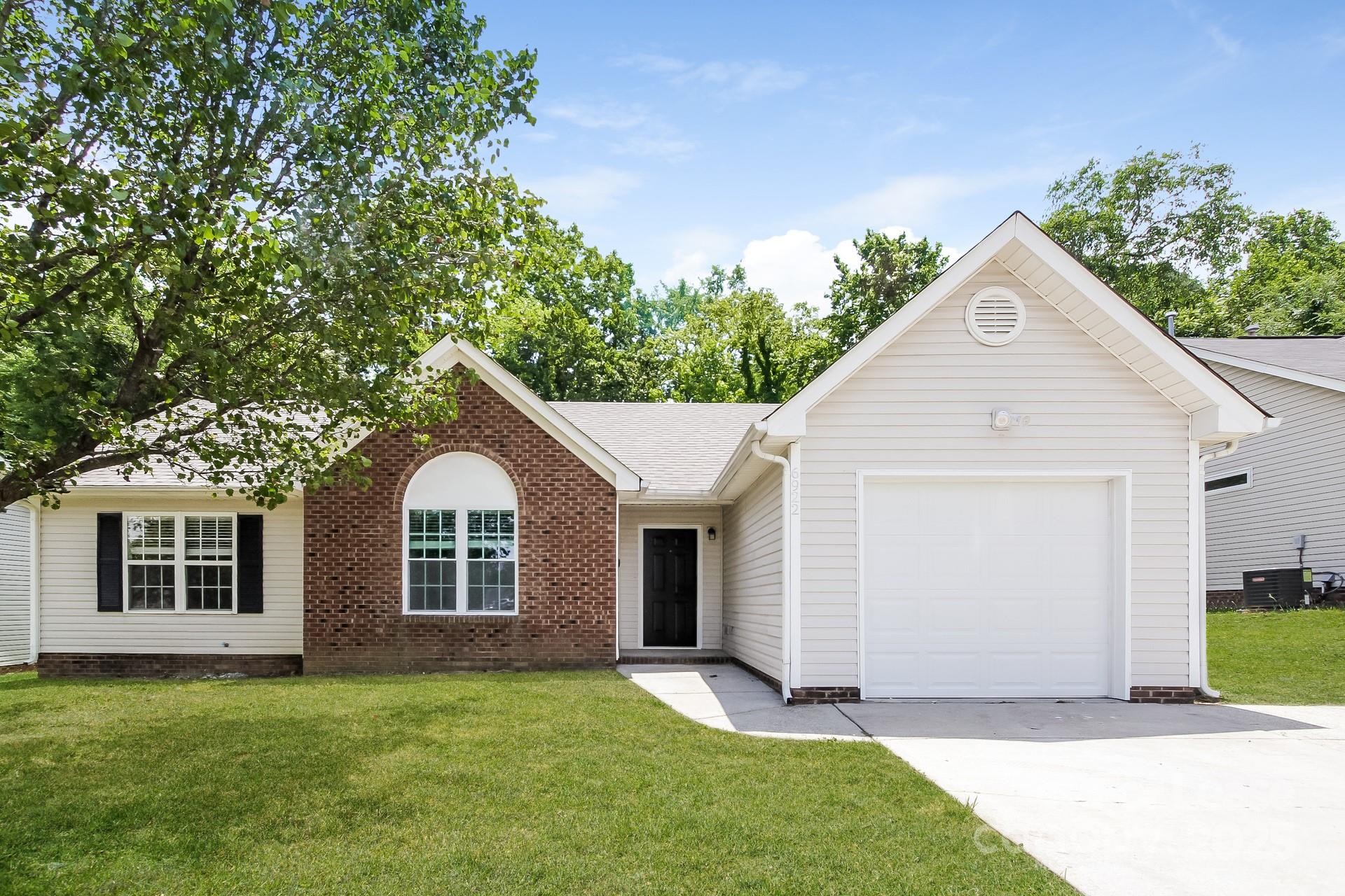 Property image 1 at 6922 Rumple Road, Charlotte, NC 28262