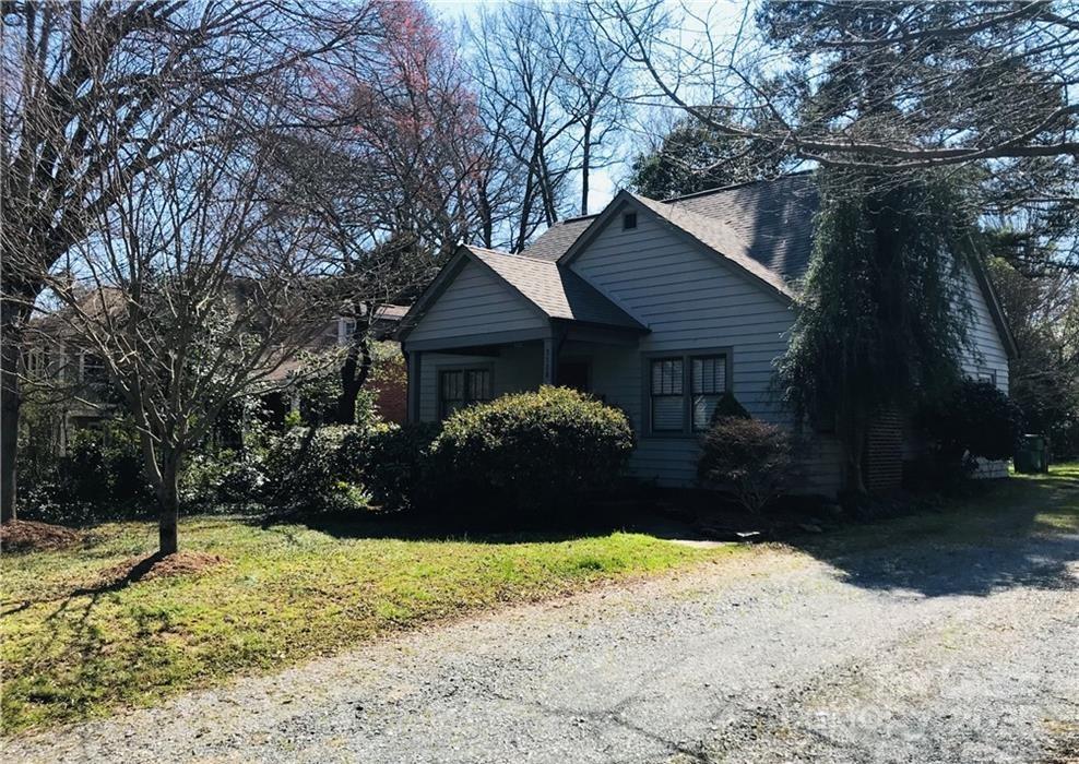 Property image 1 at 3128 Commonwealth Avenue, Charlotte, NC 28205