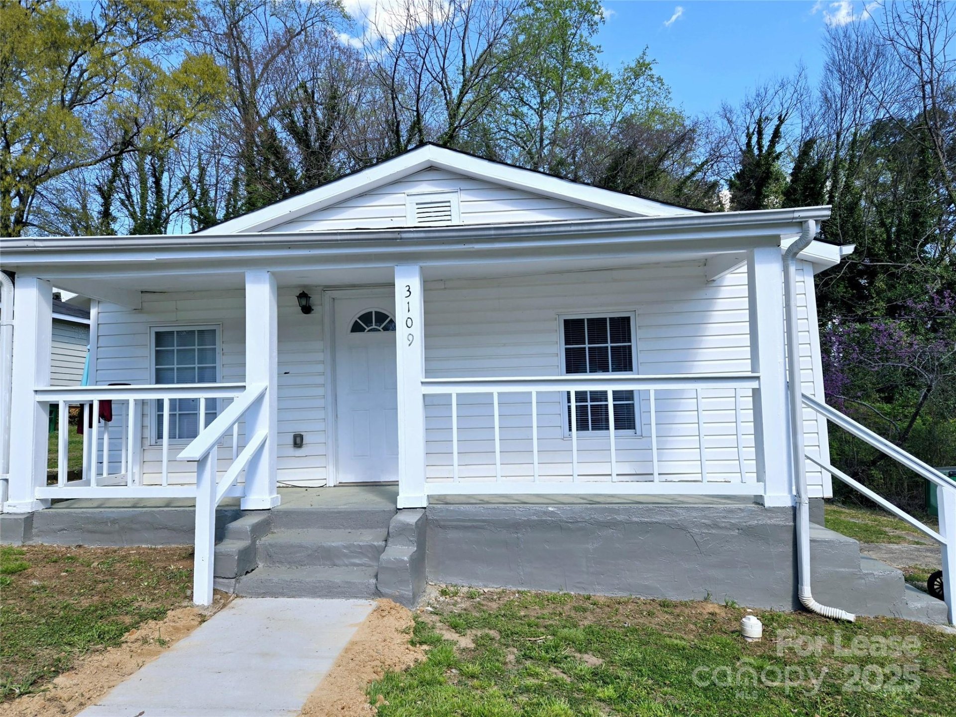 Property image 1 at 3109 Ridge Avenue, Charlotte, NC 28208