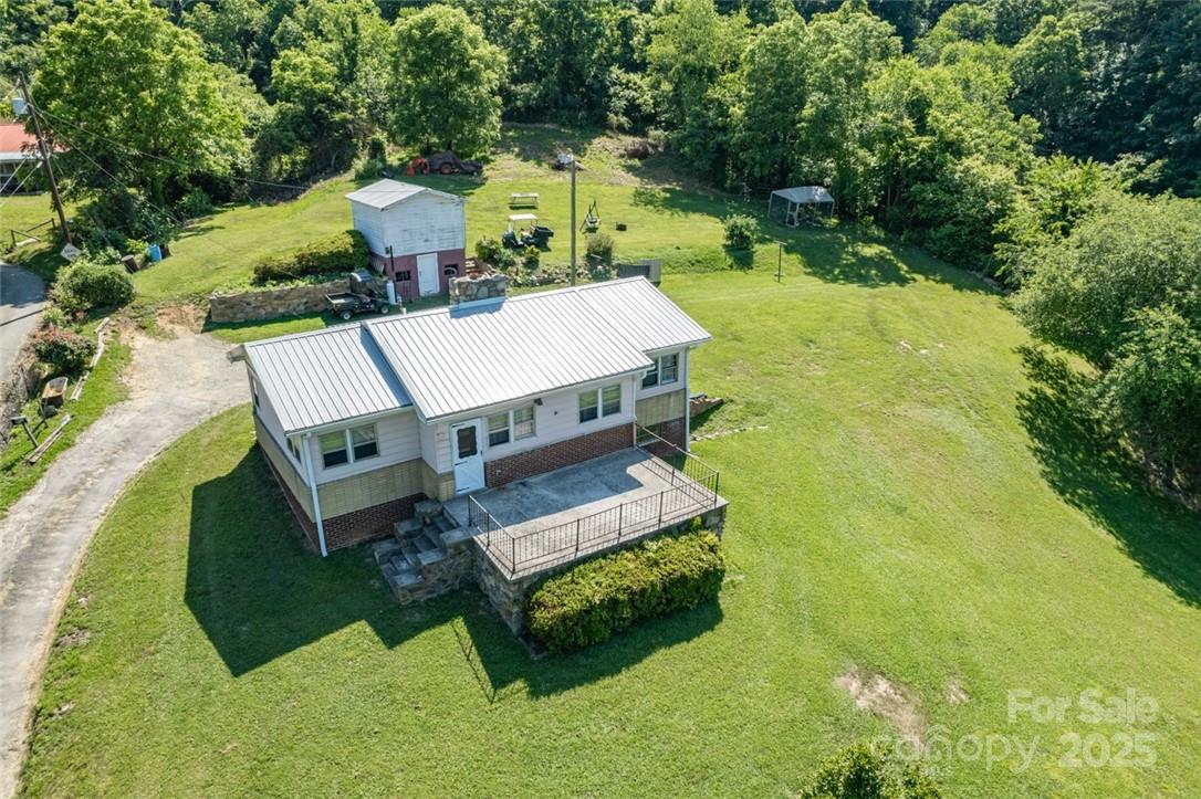 Property image 4 at 415 Weaverville Road, Asheville, NC 28804