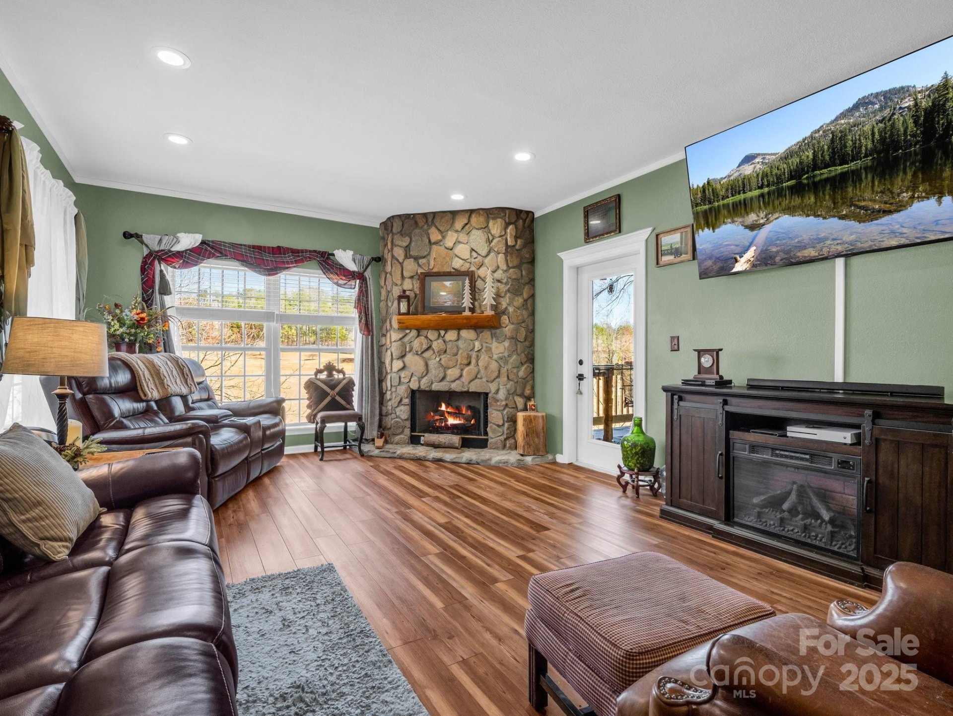 Property image 4 at 158 Stonecrest Court, Lake Lure, NC 28746