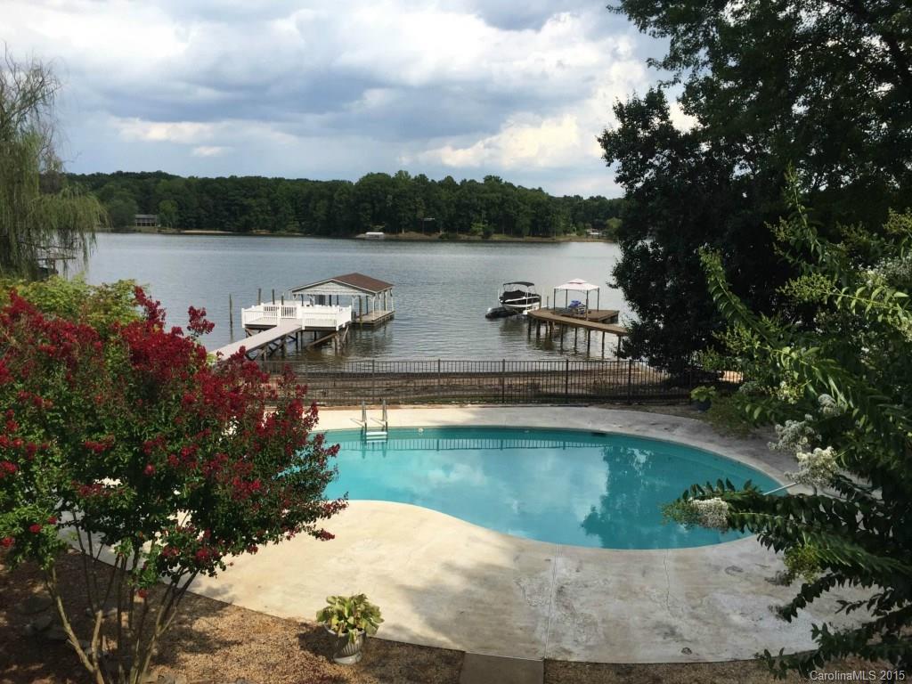 Property image 1 at 109 Winston Way Lane, Troutman, NC 28166