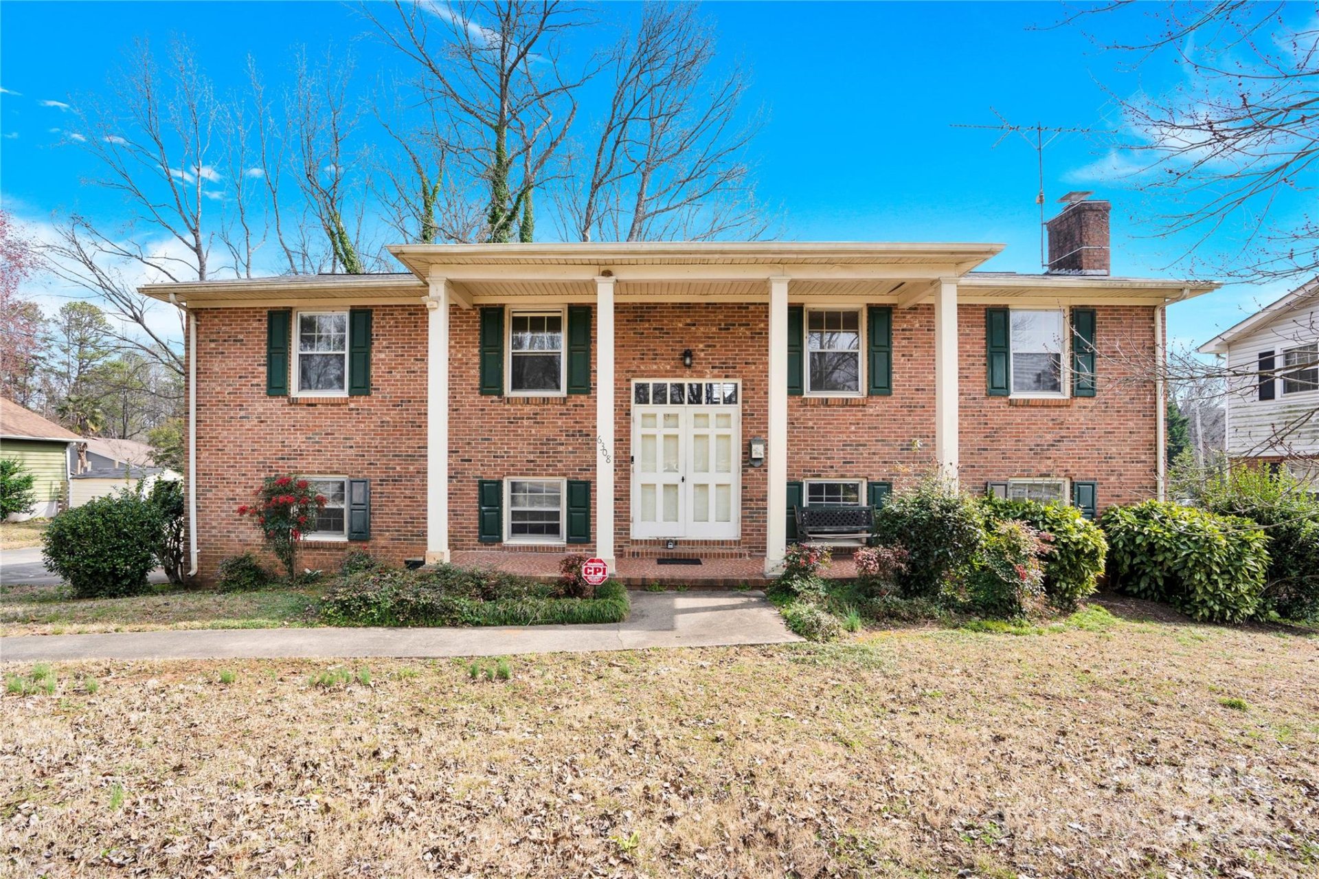 6308 Lake Forest Road