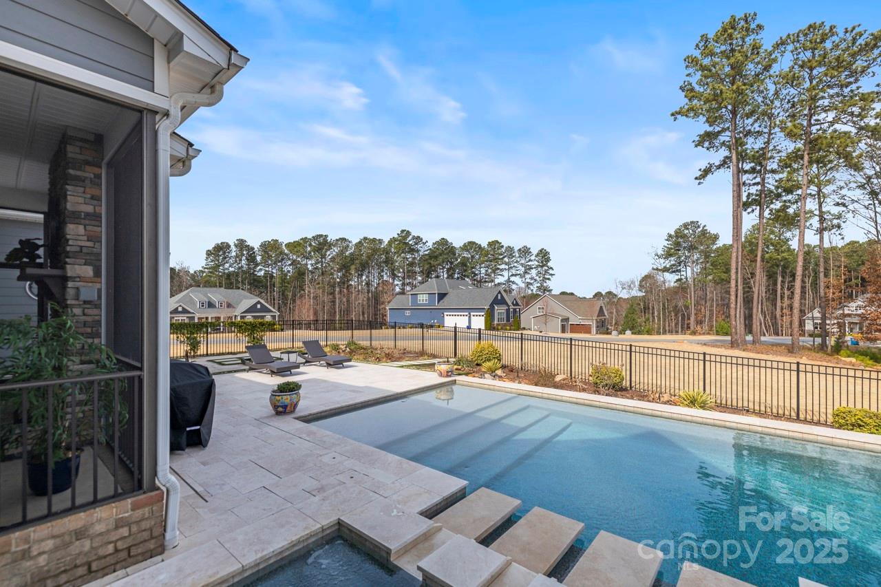 Property image 4 at 107 Hillside Cove Court, Mooresville, NC 28117