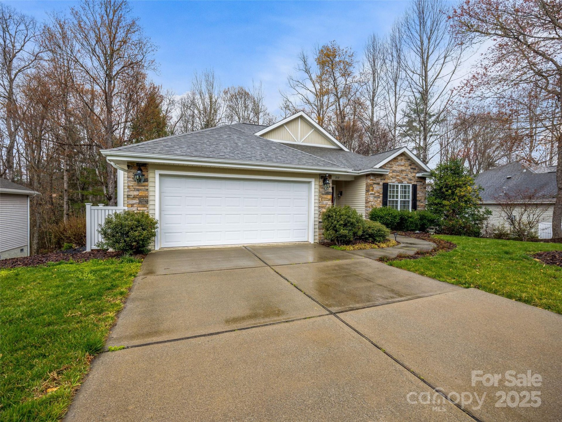 Property image 3 at 212 Eagle Chase Lane, Etowah, NC 28729