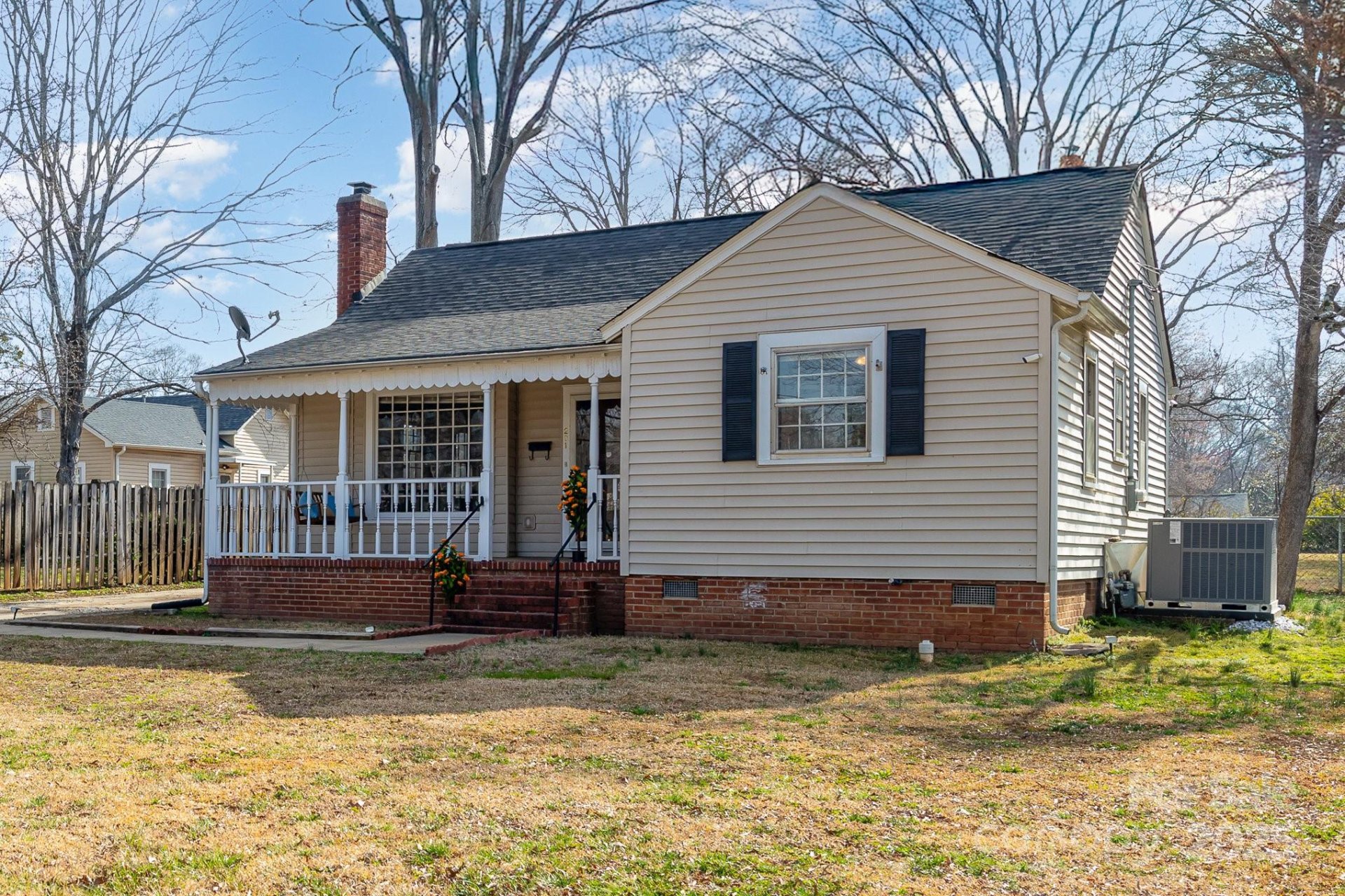 Property image 3 at 201 Wiley Avenue, York, SC 29745
