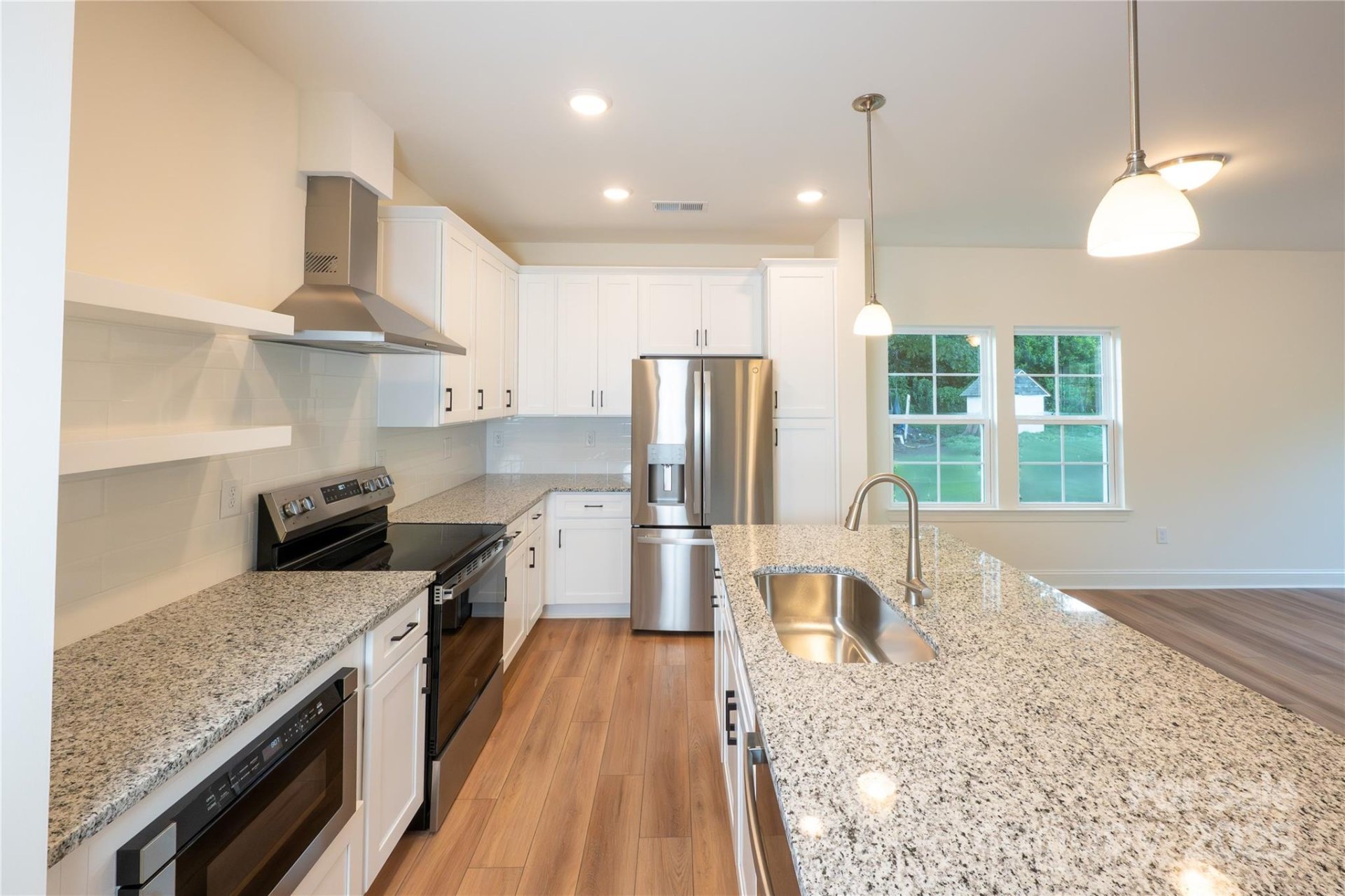 Property image 3 at 1425 Norris Avenue, Charlotte, NC 28206