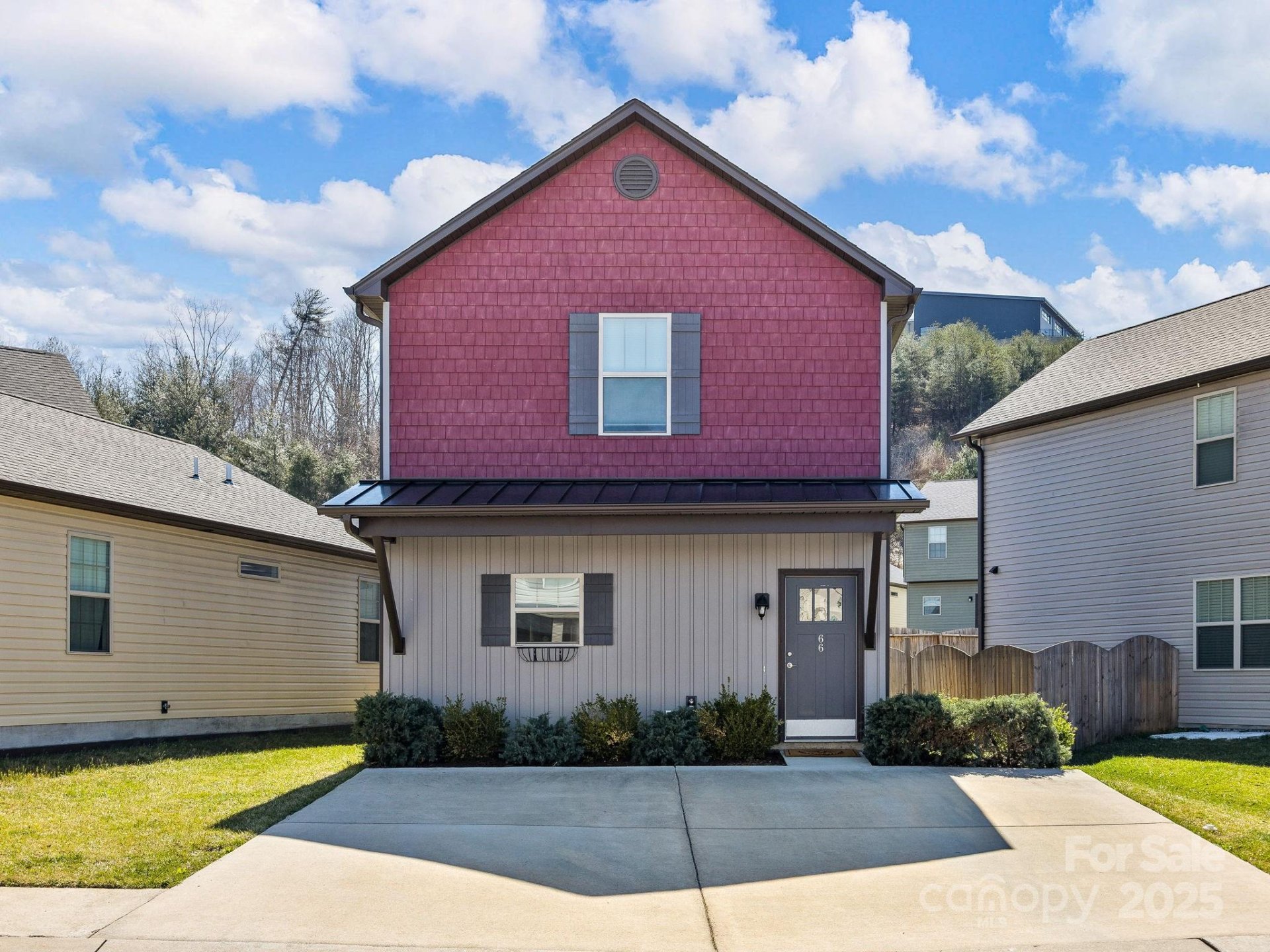 66 Cardwell Lane