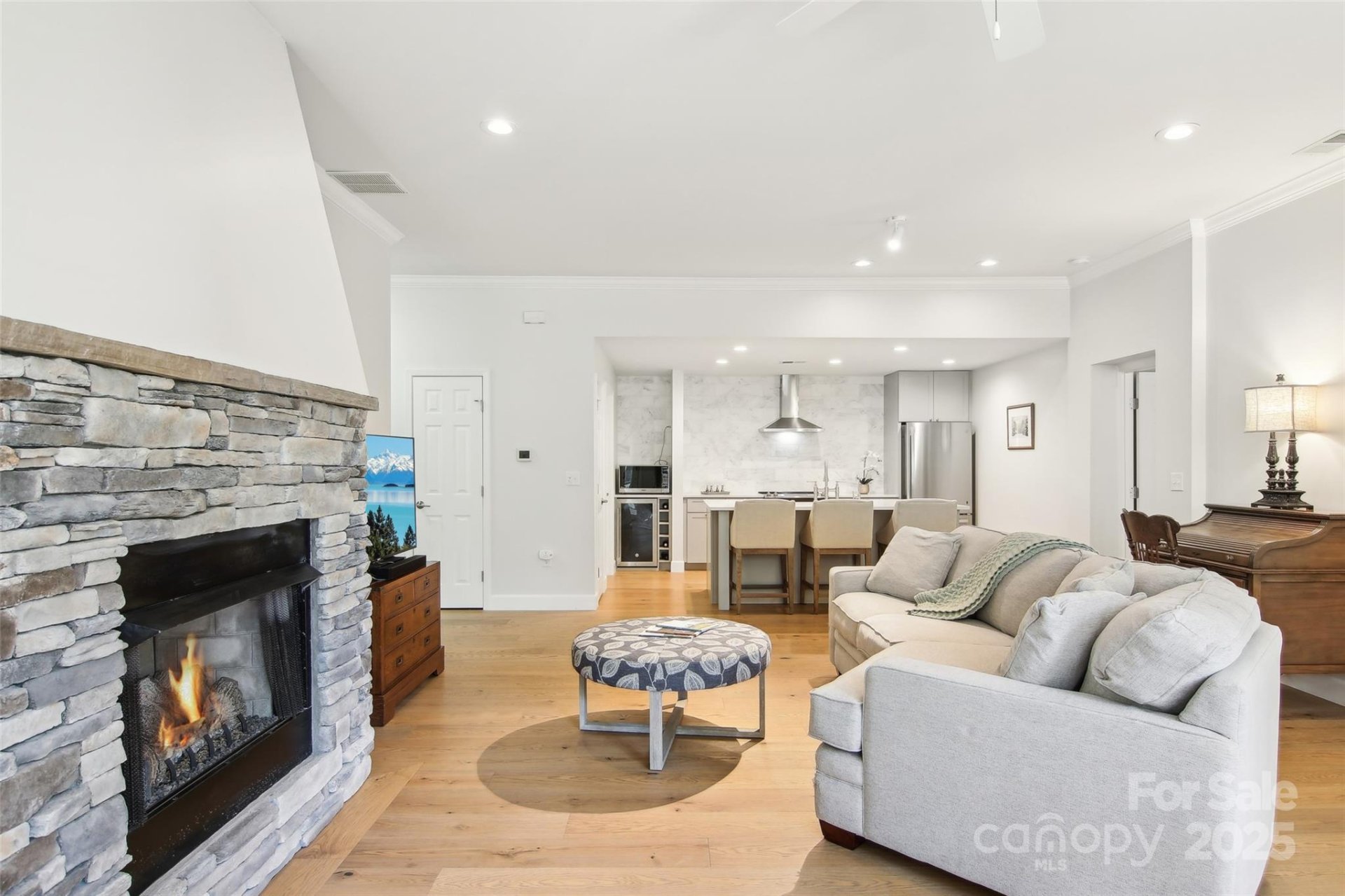 47 Ridgetop Circle