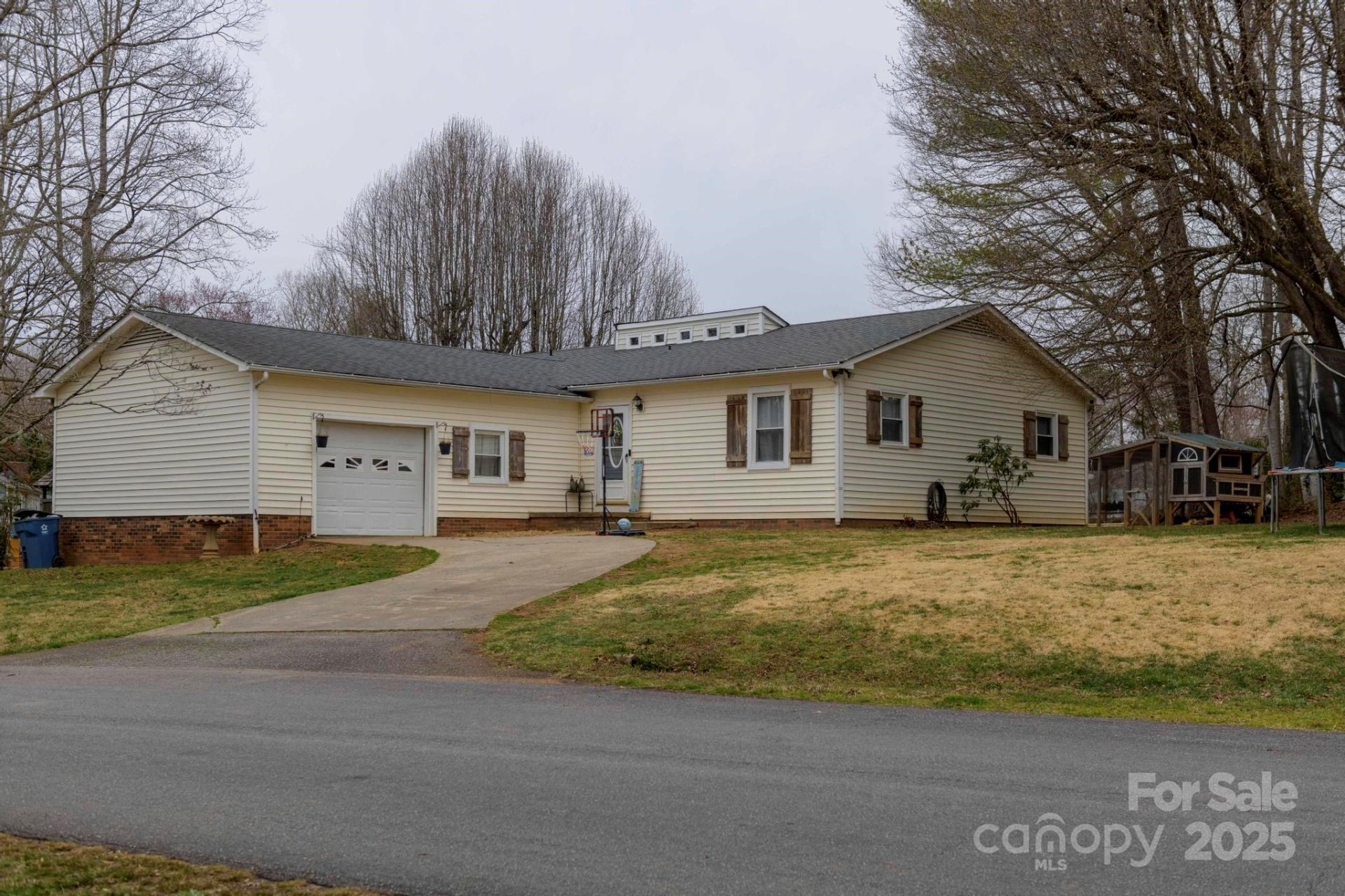 Property image 5 at 3540 Spencer Heights Court, Lenoir, NC 28645
