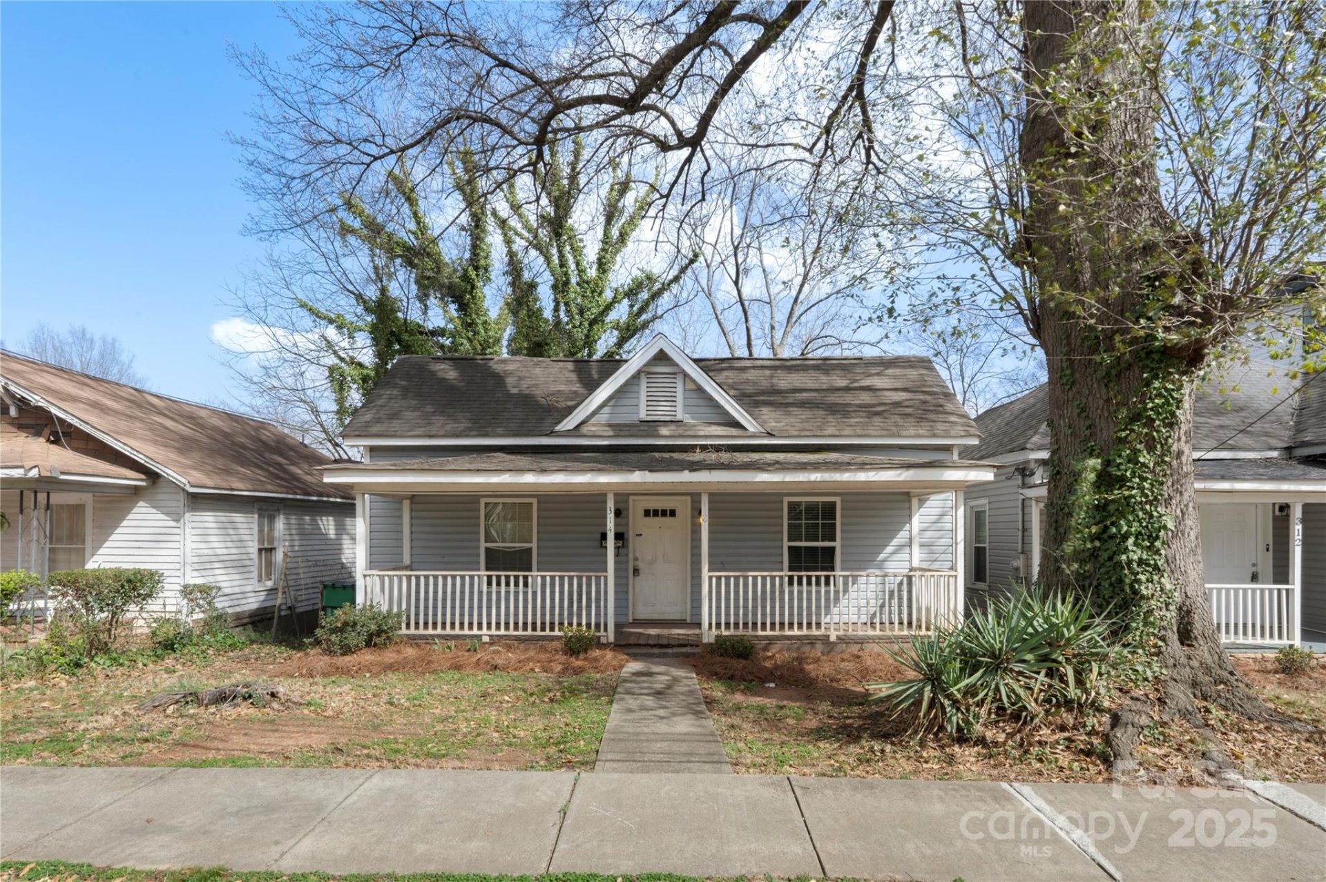 Property image 3 at 314 Flint Street, Charlotte, NC 28216